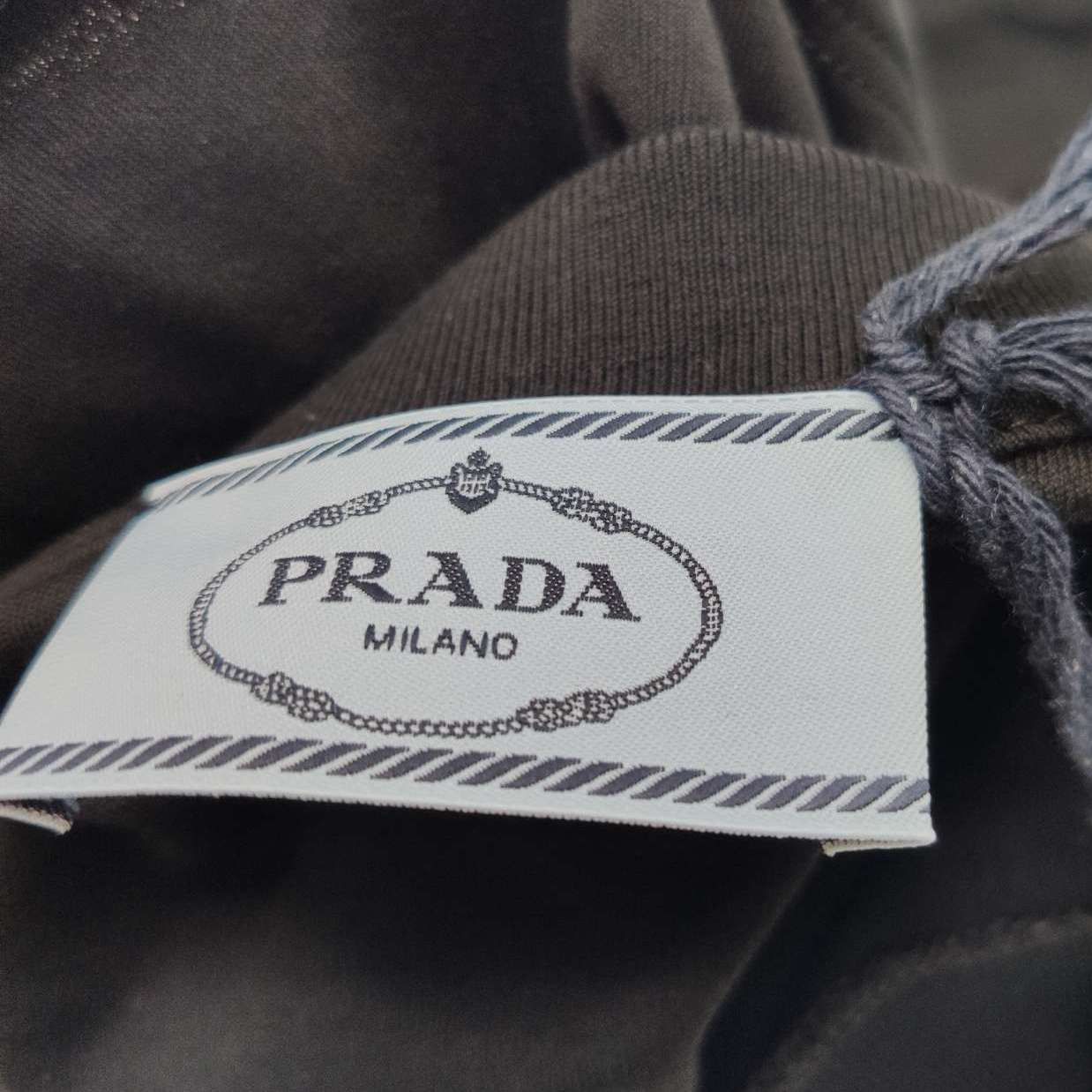 Prada Prada Crew Neck Pocket T-Shirt Size XS Size US XS / EU 42 / 0 - 5 Thumbnail