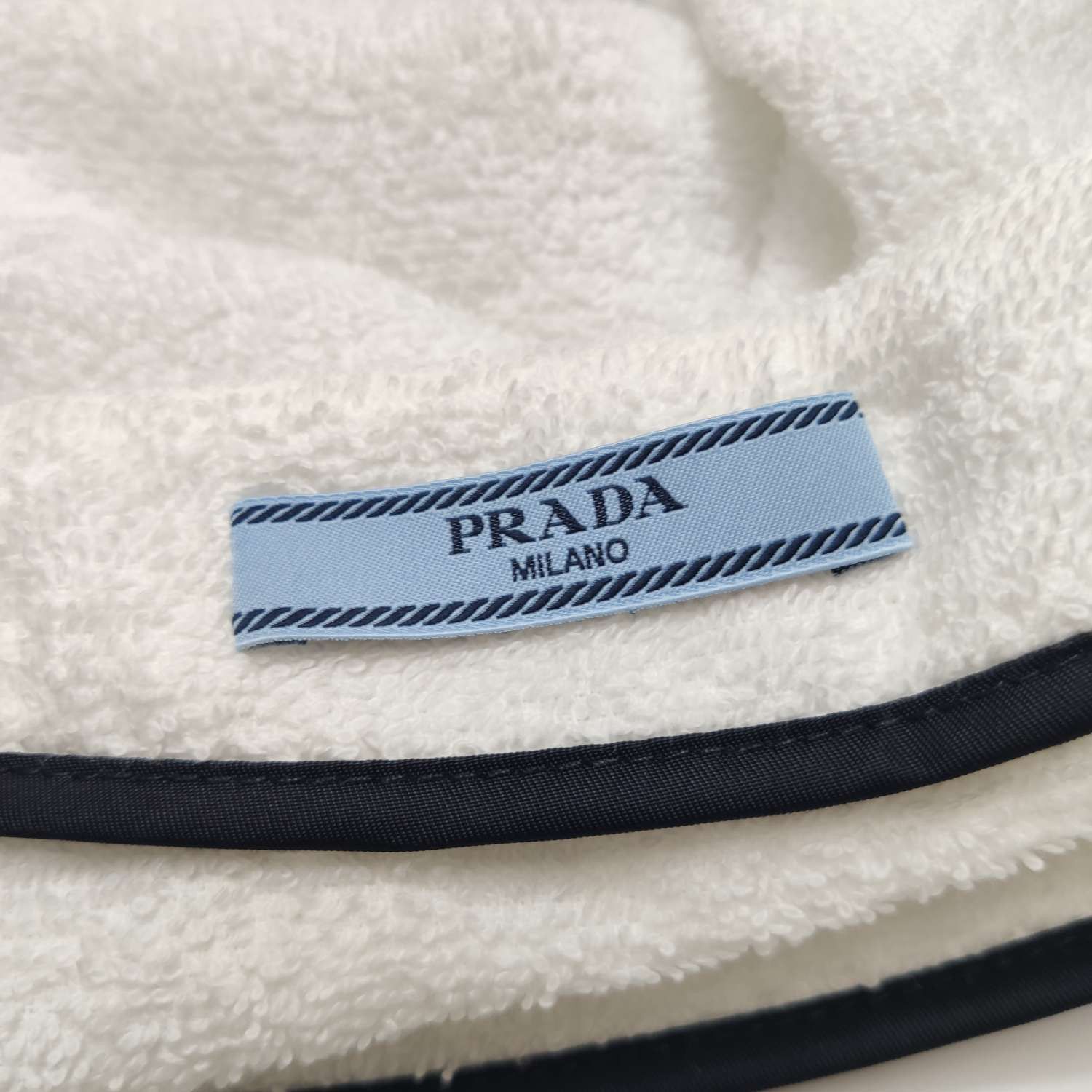 Prada Prada Terry Logo Mini Skirt Size 38 Size 26" / US 2 / IT 38 - 6 Thumbnail