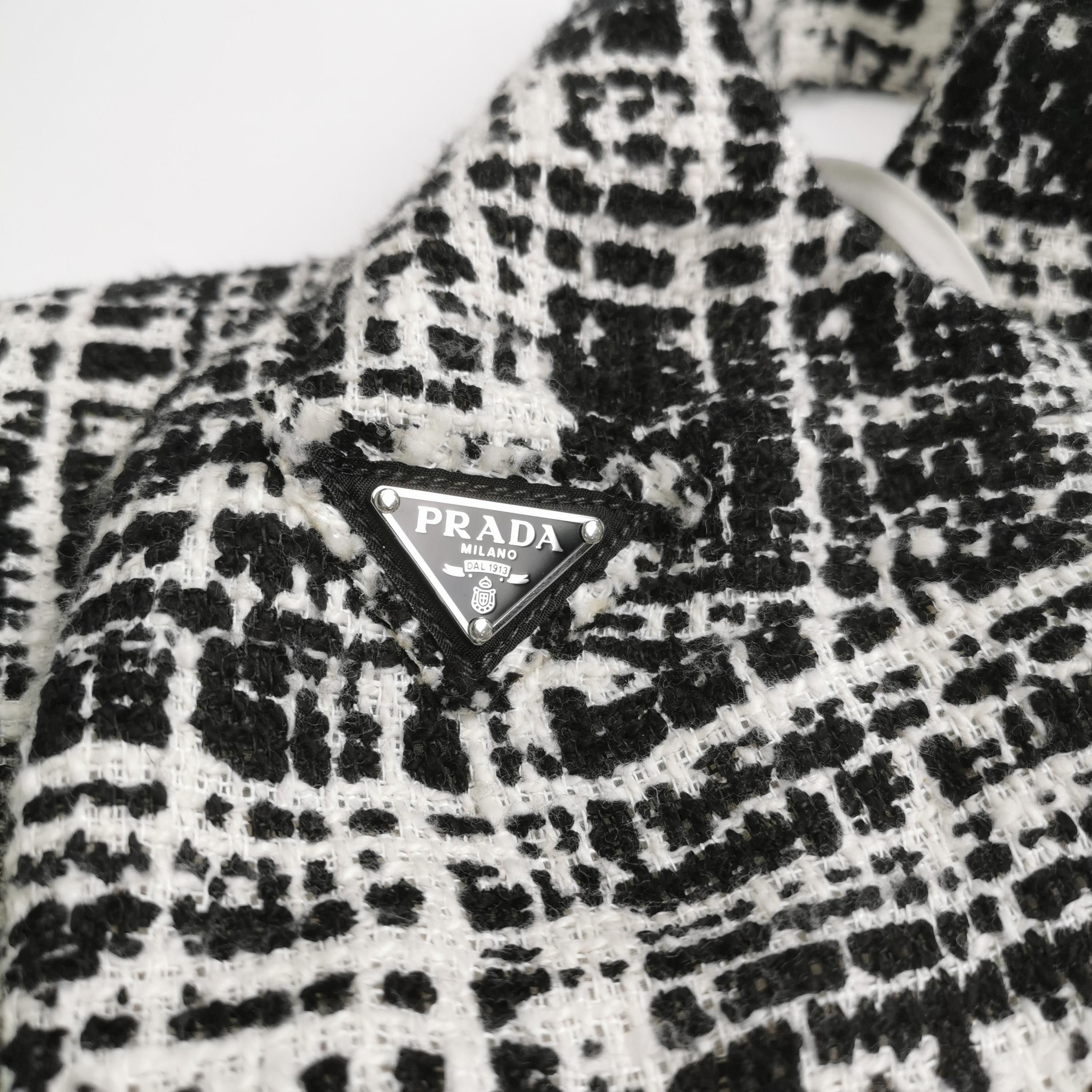 Prada Prada Logo Patch Tweed Mini Dress Size 36 Size XS / US 0-2 / IT 36-38 - 3 Thumbnail