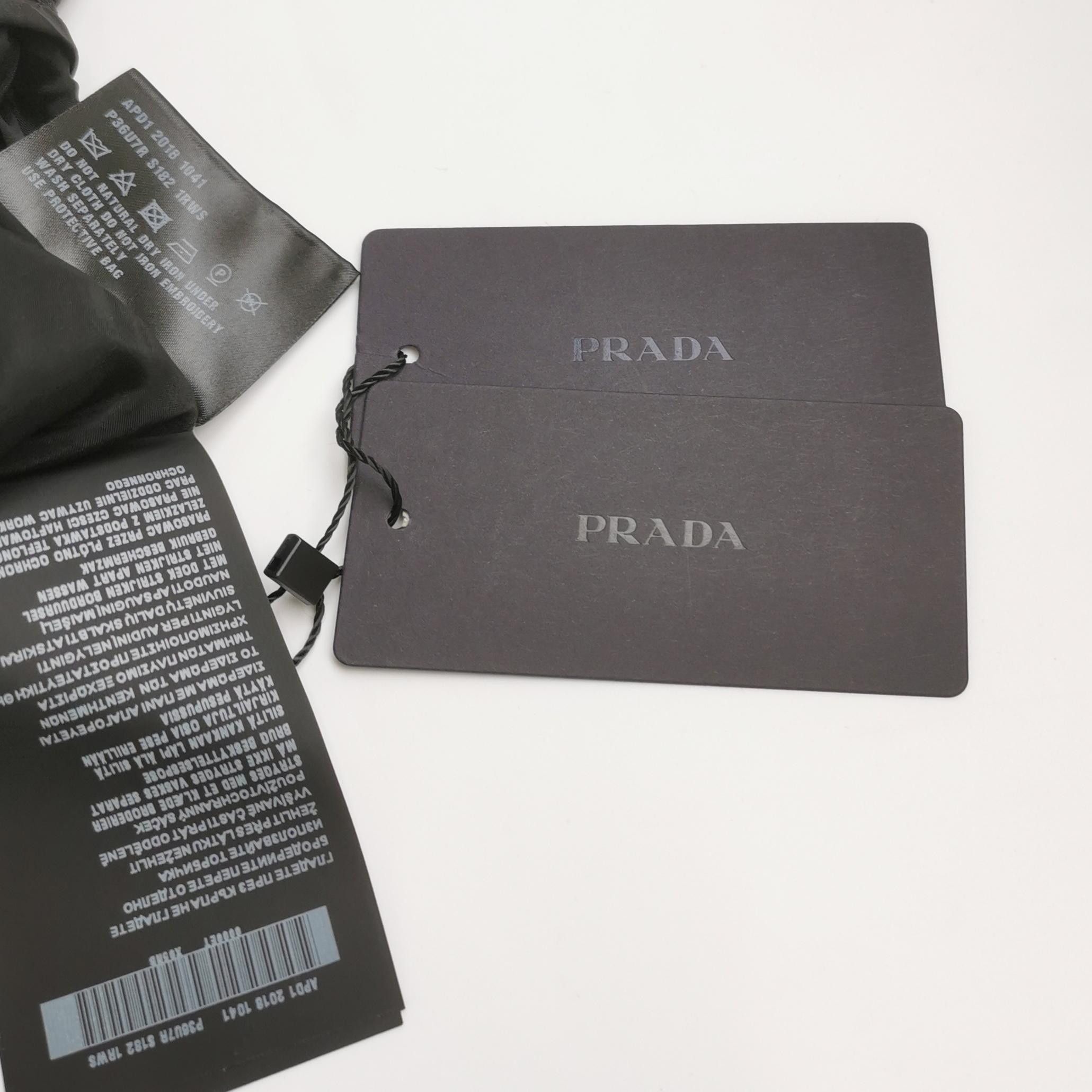 Prada Prada Beaded Neckline Sleeveless Dress Size 40 Size S / US 4 / IT 40 - 3 Thumbnail