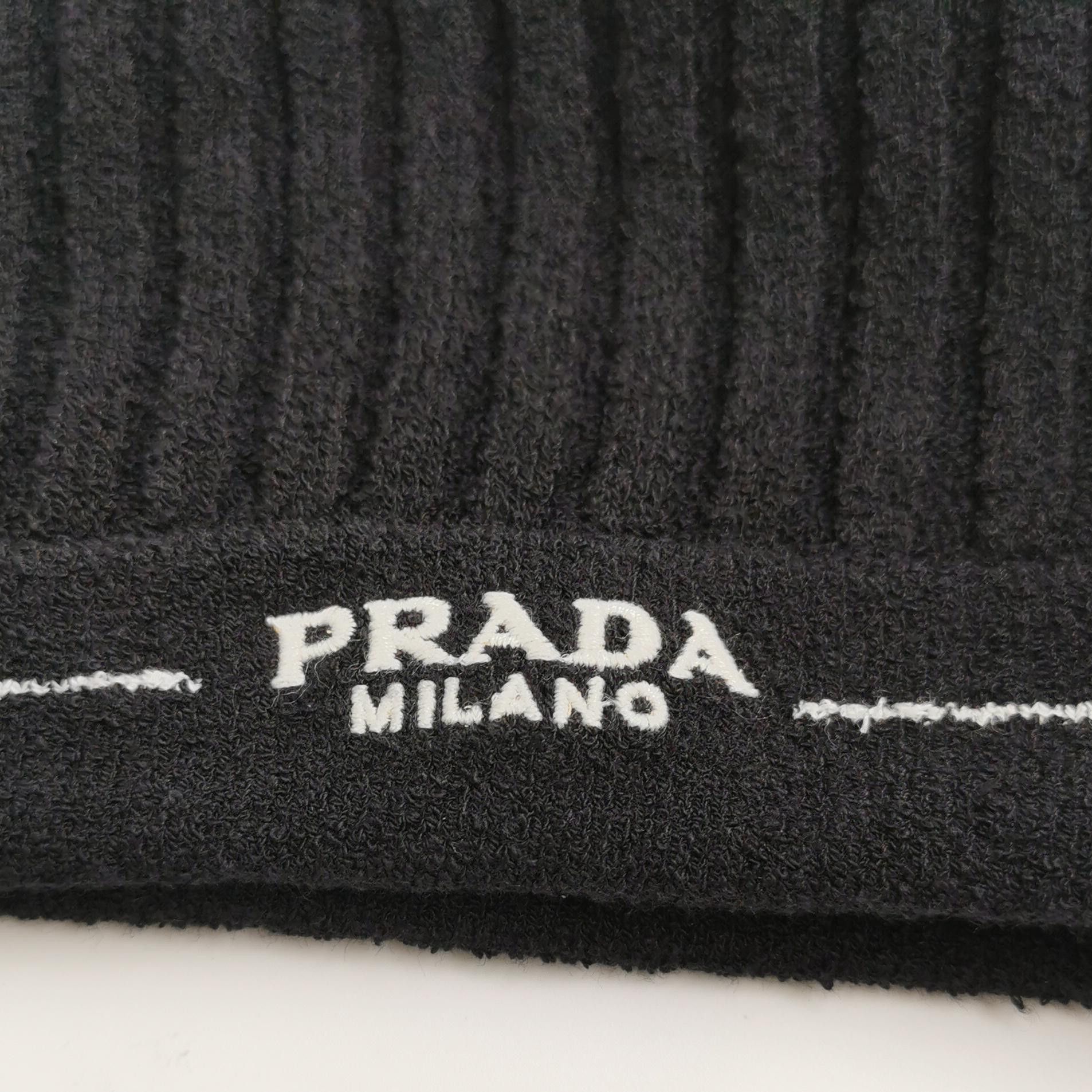 Prada Prada Logo Ribbed Crop Tank Top Size 36 Size XS / US 0-2 / IT 36-38 - 3 Thumbnail