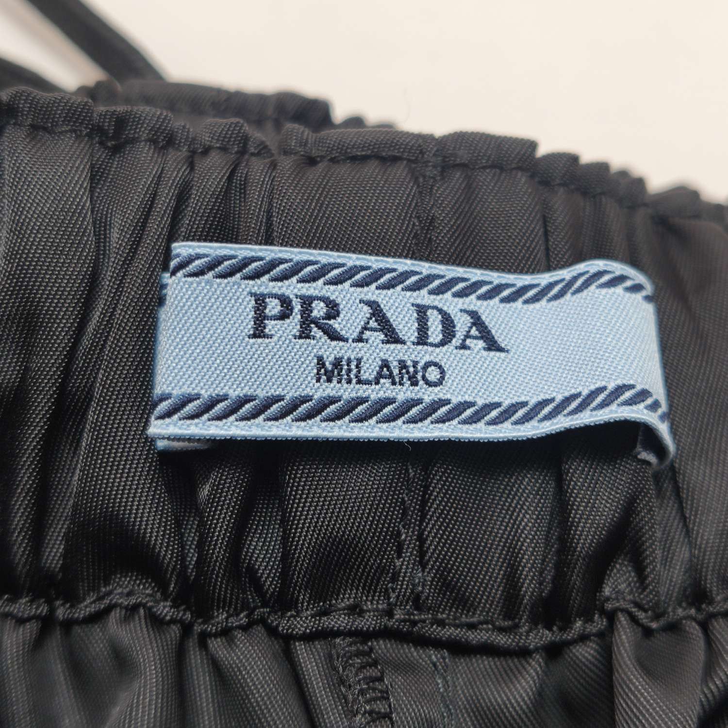 Prada Prada Logo Nylon Shorts Size 36 Size 25" / US 0 / IT 36 - 4 Thumbnail