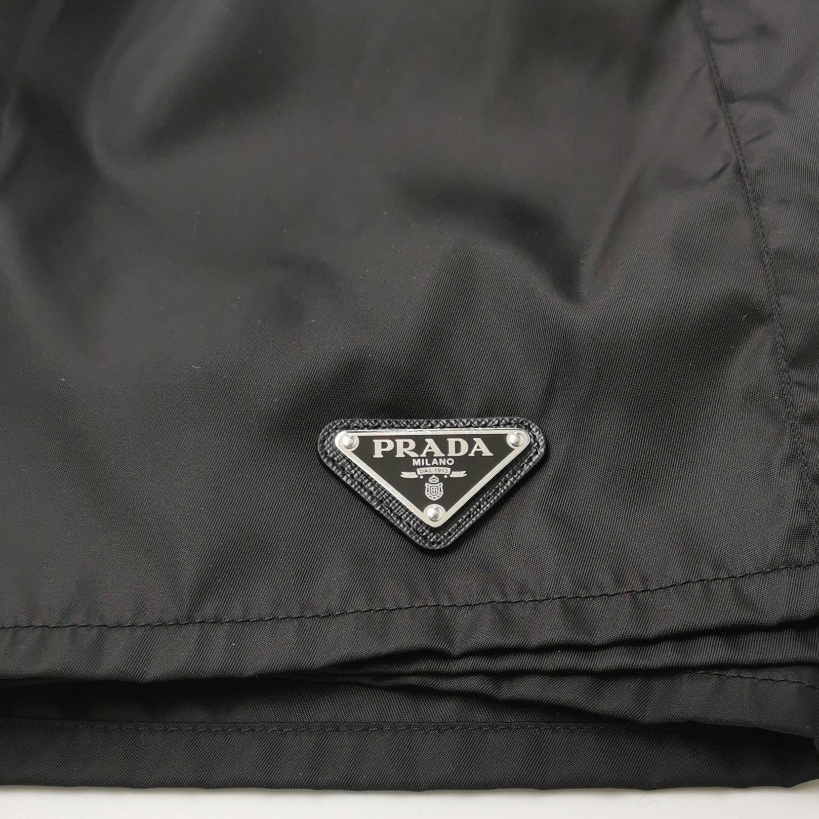 Prada Prada Logo Nylon Shorts Size 36 Size 25" / US 0 / IT 36 - 3 Thumbnail