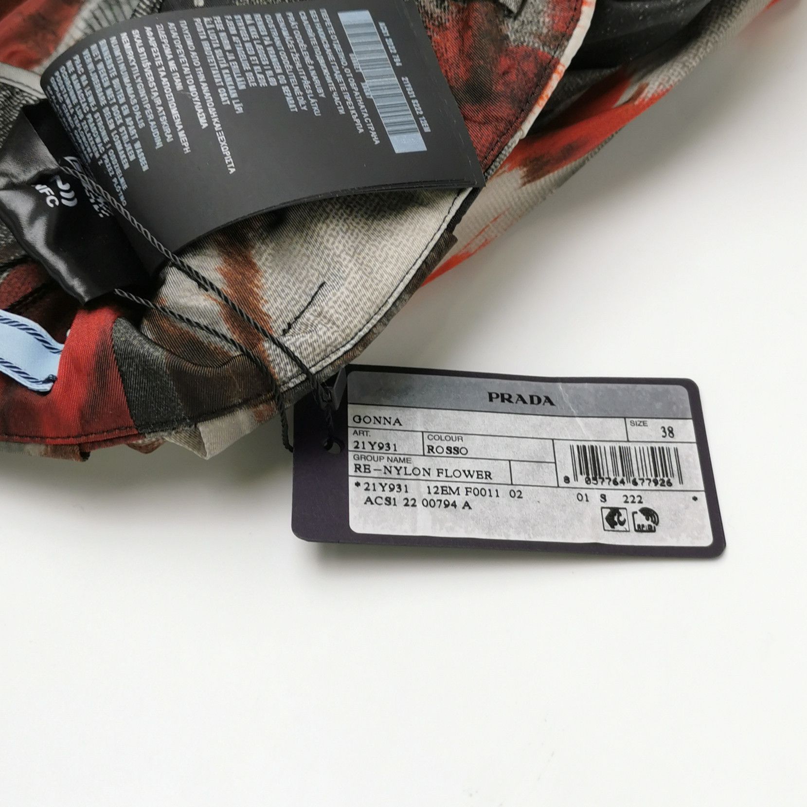 Prada Prada Floral Print Midi Skirt Size 38 Size 26" / US 2 / IT 38 - 4 Thumbnail