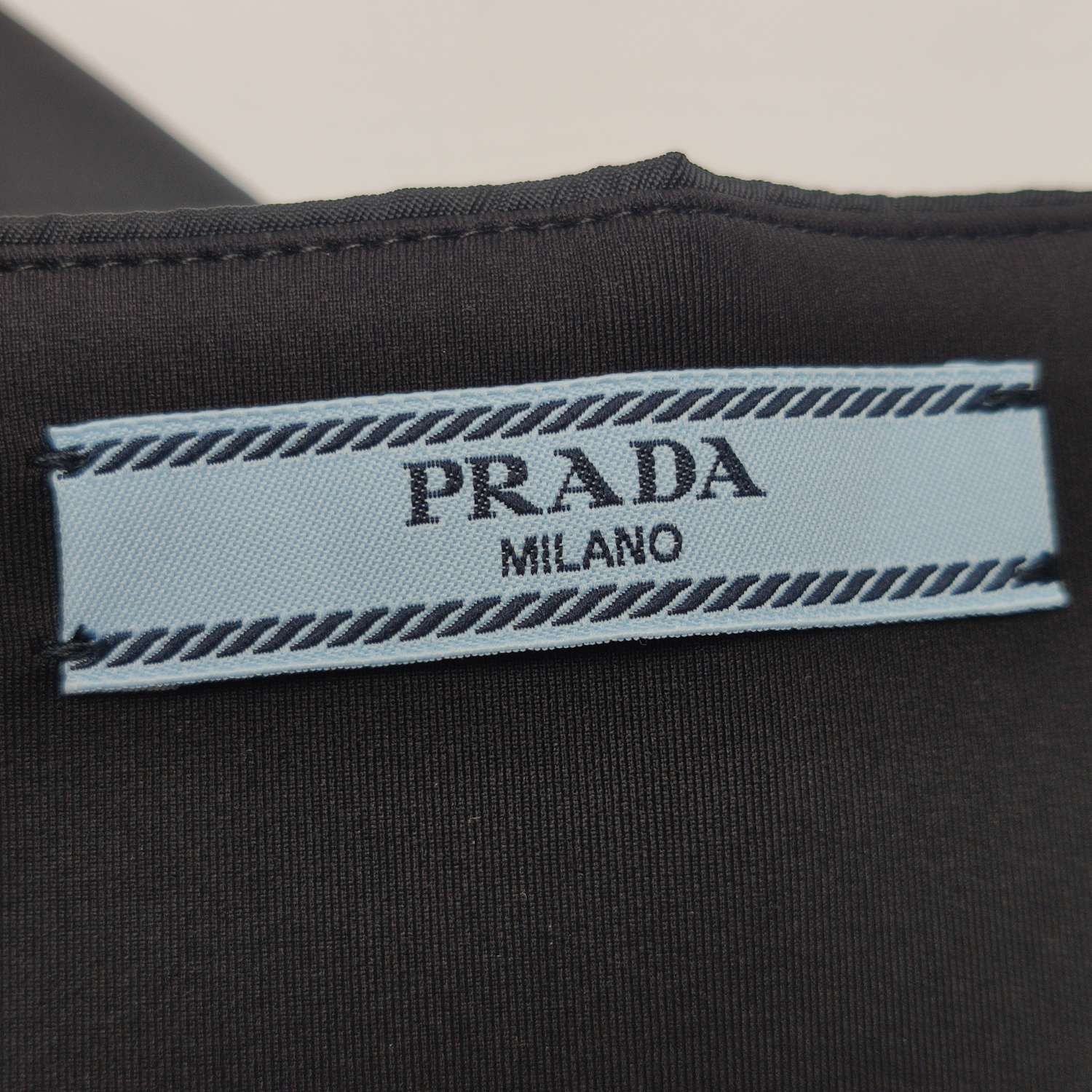 Prada Prada Logo Bandeau Top Size 42 Size M / US 6-8 / IT 42-44 - 5 Thumbnail