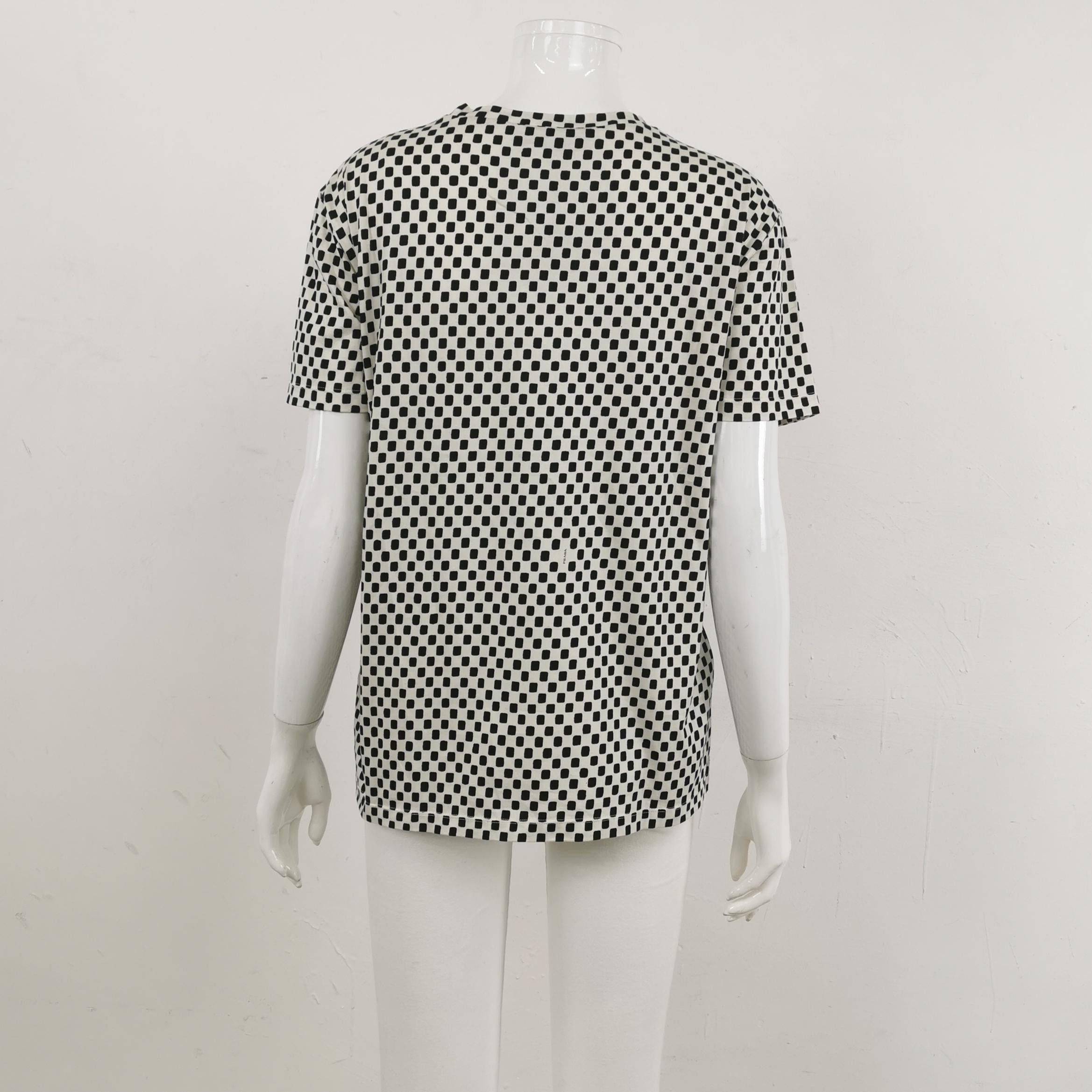 Prada Prada Geometric Grid Short Sleeve T-Shirt Size XL Size US XL / EU 56 / 4 - 2 Thumbnail