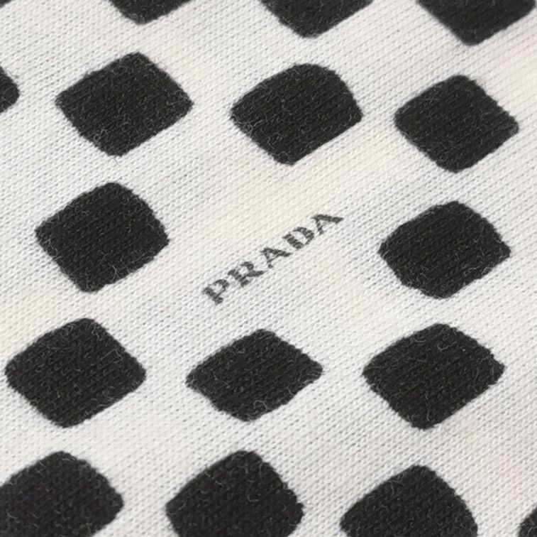 Prada Prada Geometric Grid Short Sleeve T-Shirt Size XL Size US XL / EU 56 / 4 - 3 Thumbnail