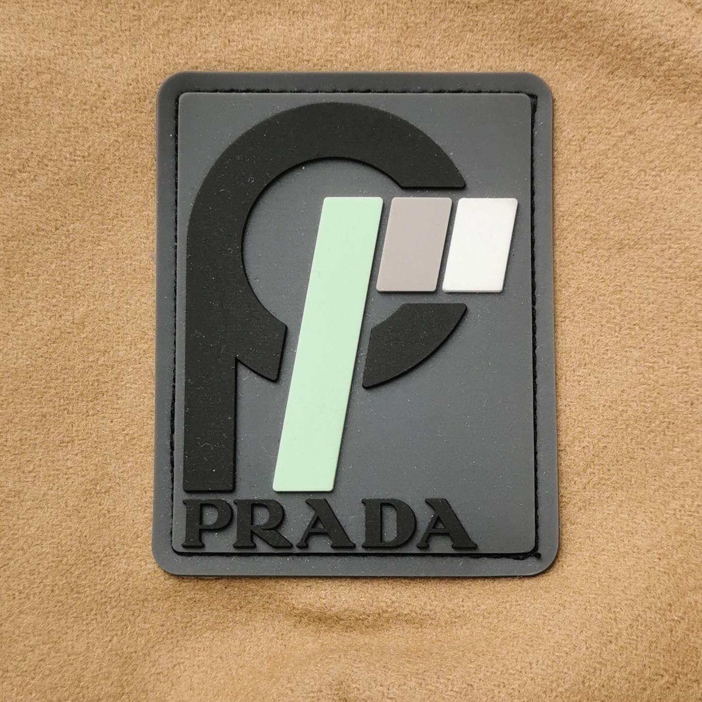 Prada Prada Logo Patch Wool Sleeveless Top Size S Size US S / EU 44-46 / 1 - 3 Thumbnail