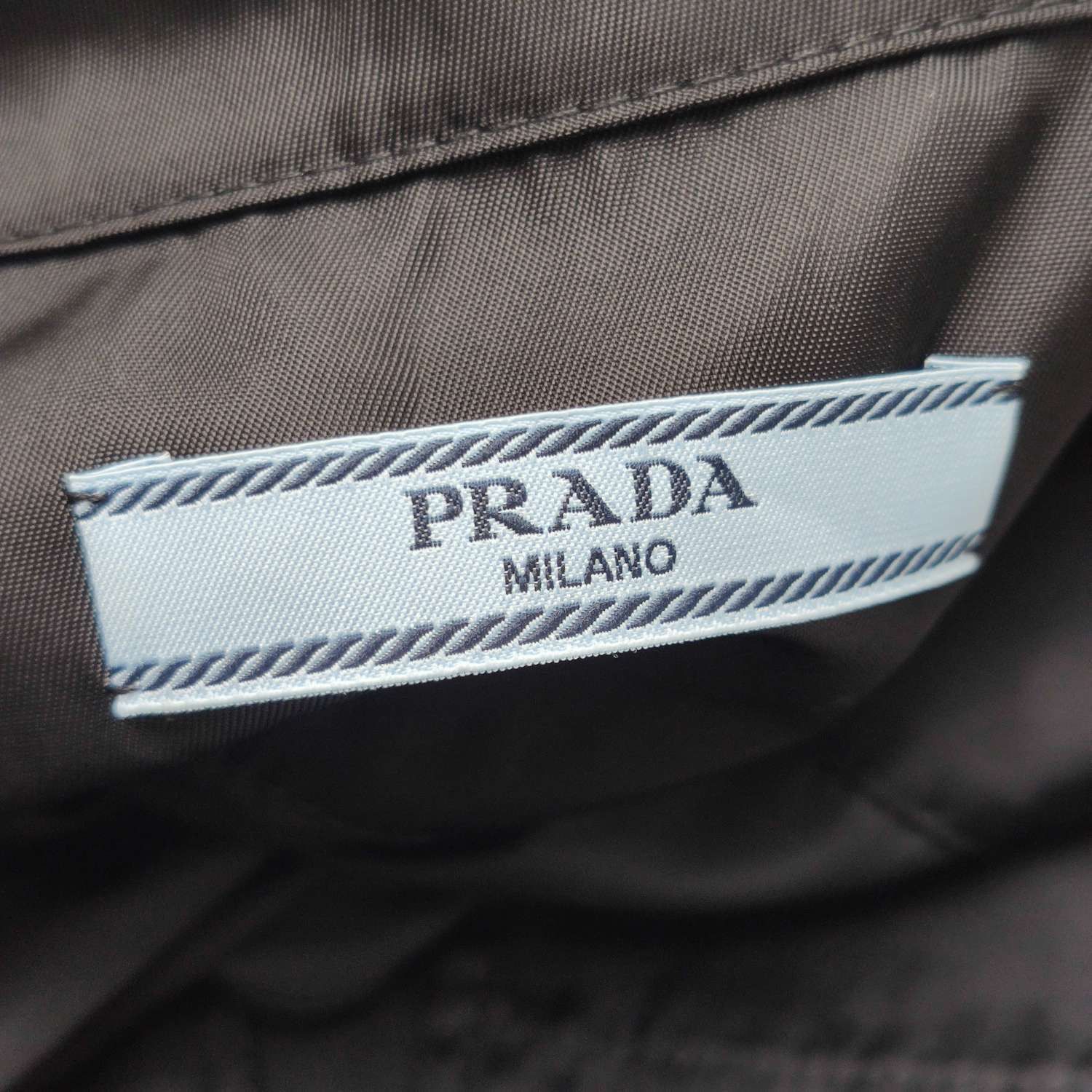 Prada Prada Nylon Pouch Button Up Shirt Size 36 Size XS / US 0-2 / IT 36-38 - 4 Thumbnail