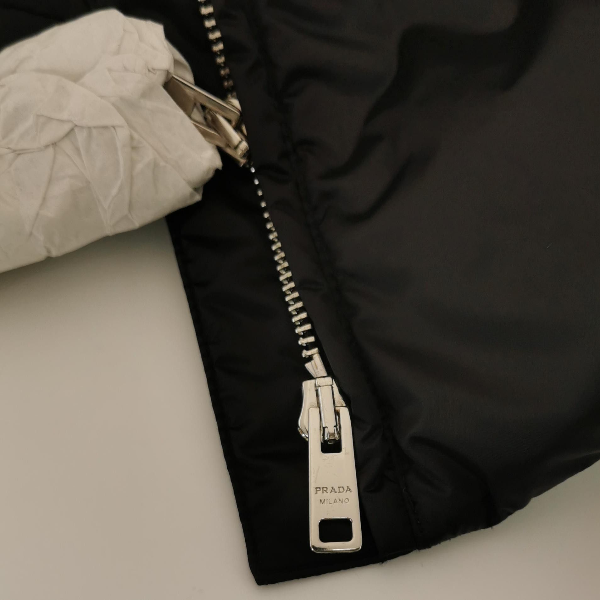 Prada Prada Quilted Belted Down Coat Size 38 Size XS / US 0-2 / IT 36-38 - 3 Thumbnail