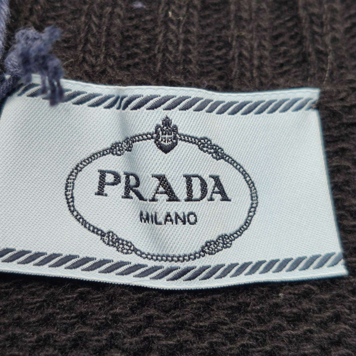 Prada Prada Virgin Wool Cashmere V-Neck Tank Top Size 38 Size XS / US 0-2 / IT 36-38 - 4 Thumbnail