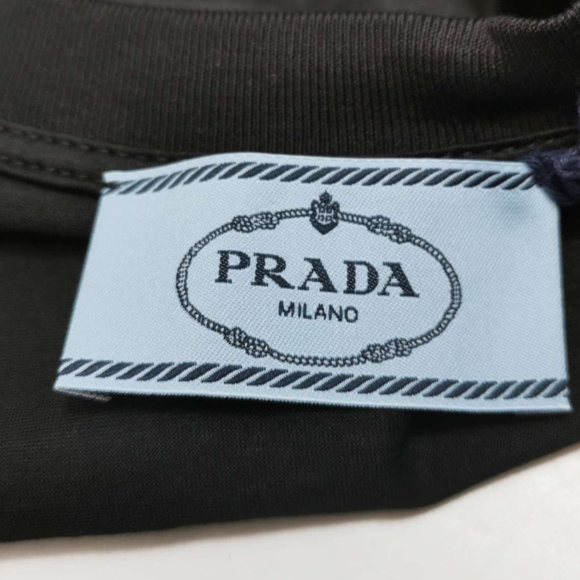 Prada Prada Cotton Crewneck T-Shirt XXS Size US XXS / EU 40 - 4 Thumbnail