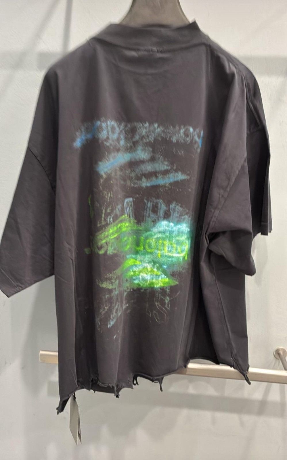 Balenciaga DIY Imprint Cropped Hoodie in T-Shirt Size US XS / EU 42 / 0 - 2 Thumbnail