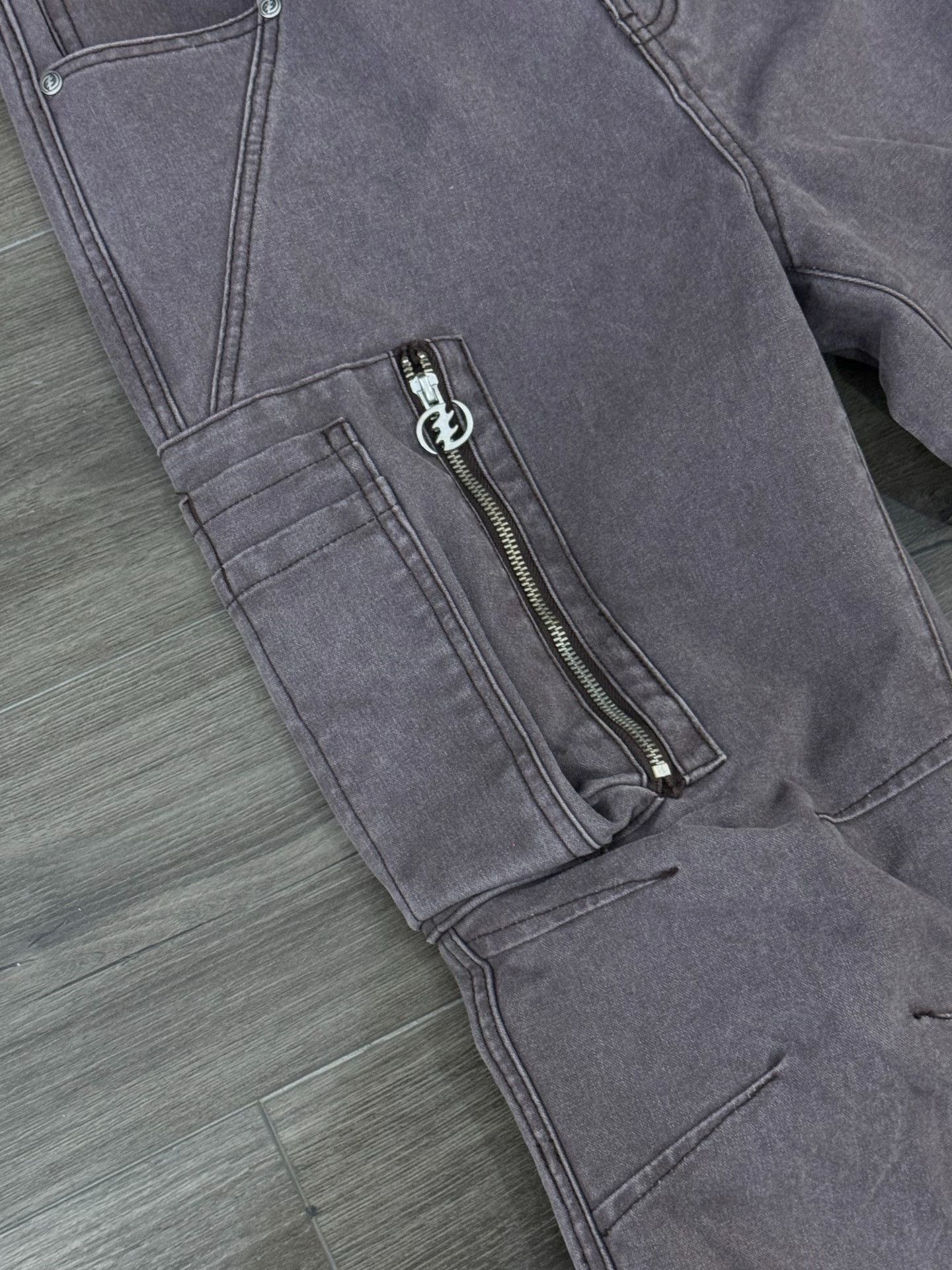 Vintage CEEC Dark Gray Flared Cargo Pants Size 34" / US 12 / IT 48 - 3 Thumbnail