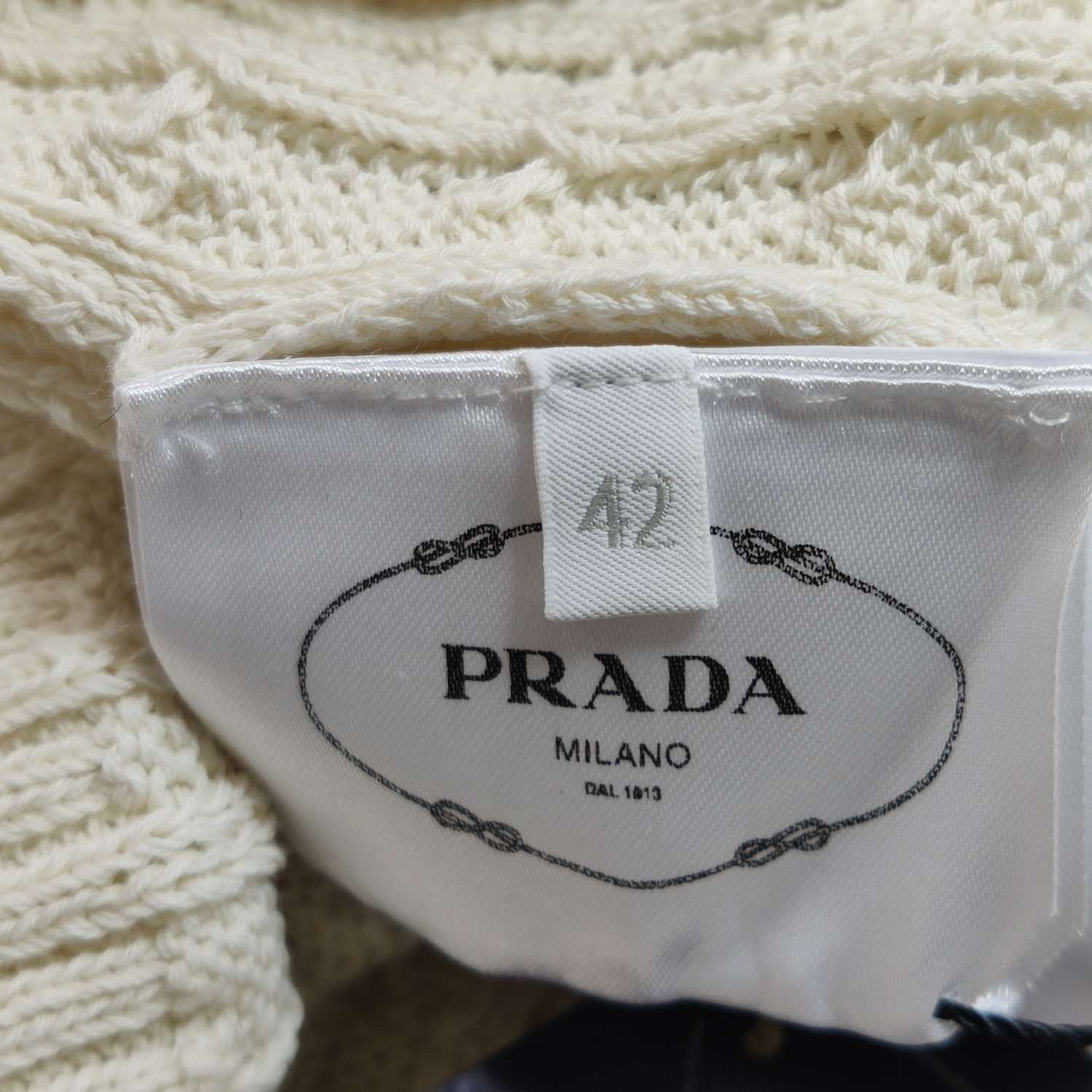 Prada Prada Cable Knit Button-Up Dress Size 42 Size M / US 6-8 / IT 42-44 - 7 Thumbnail