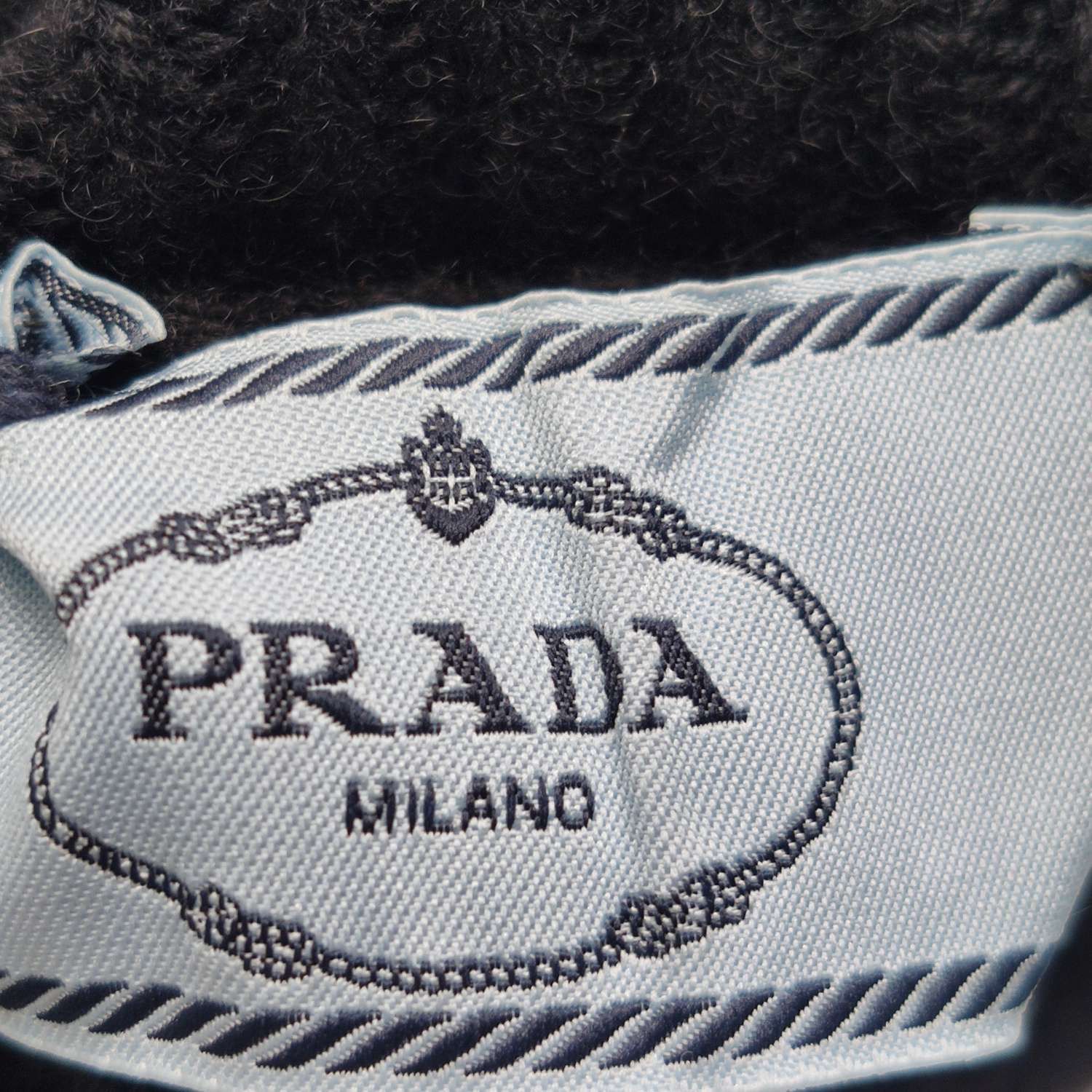 Prada Prada Cashmere Turtleneck Logo Sweater Size L Size US L / EU 52-54 / 3 - 5 Thumbnail
