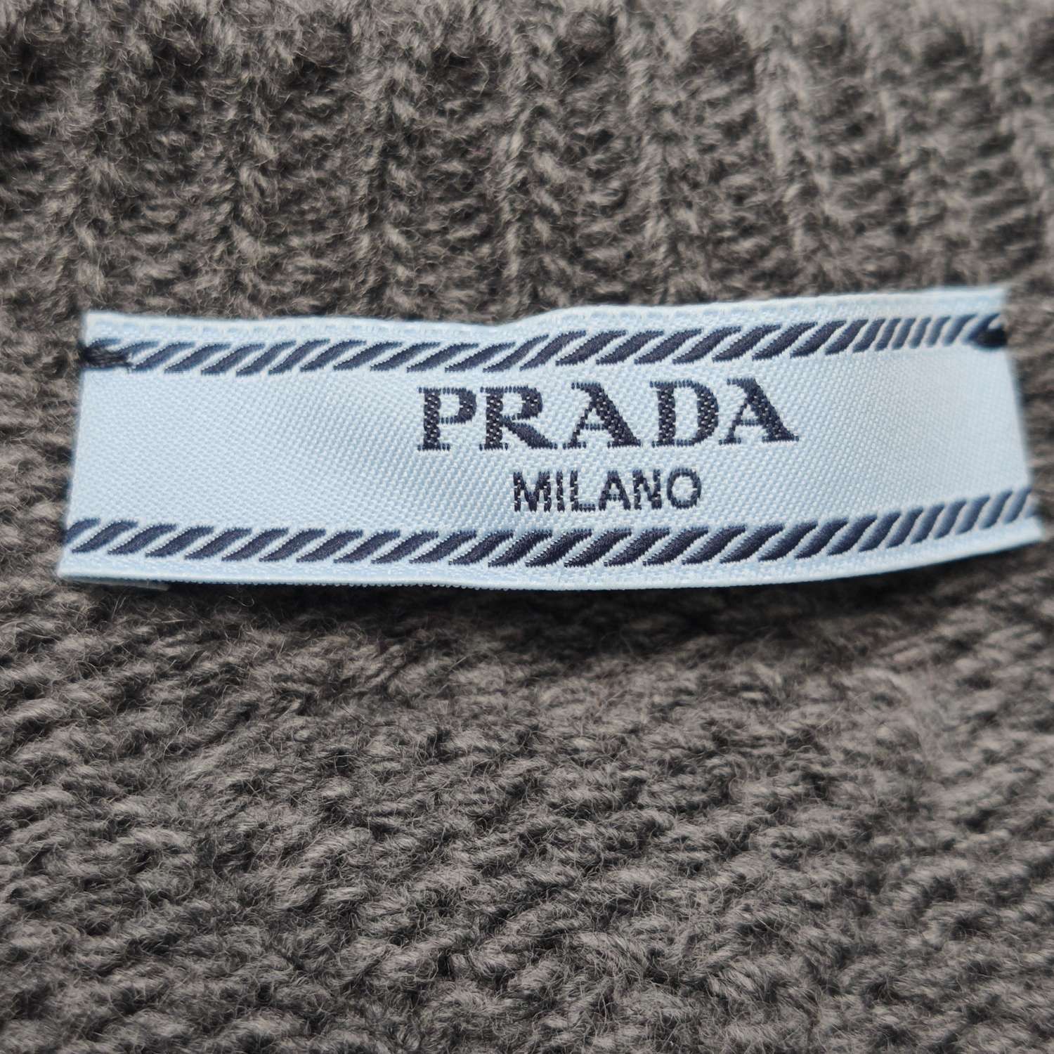 Prada Prada Wool Cashmere Crop Top Size 38 Size XS / US 0-2 / IT 36-38 - 5 Thumbnail