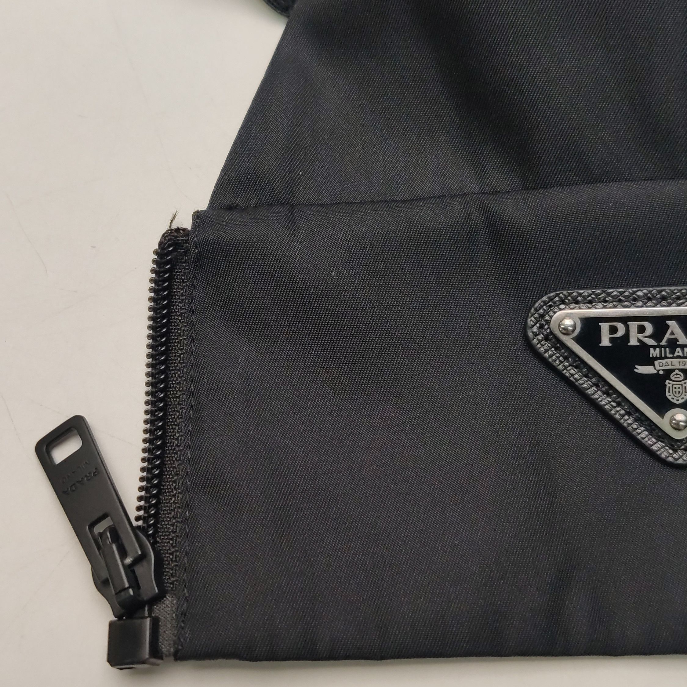 Prada Prada Triangle Logo Re-Nylon Crop Top Size 40 Size S / US 4 / IT 40 - 9 Thumbnail