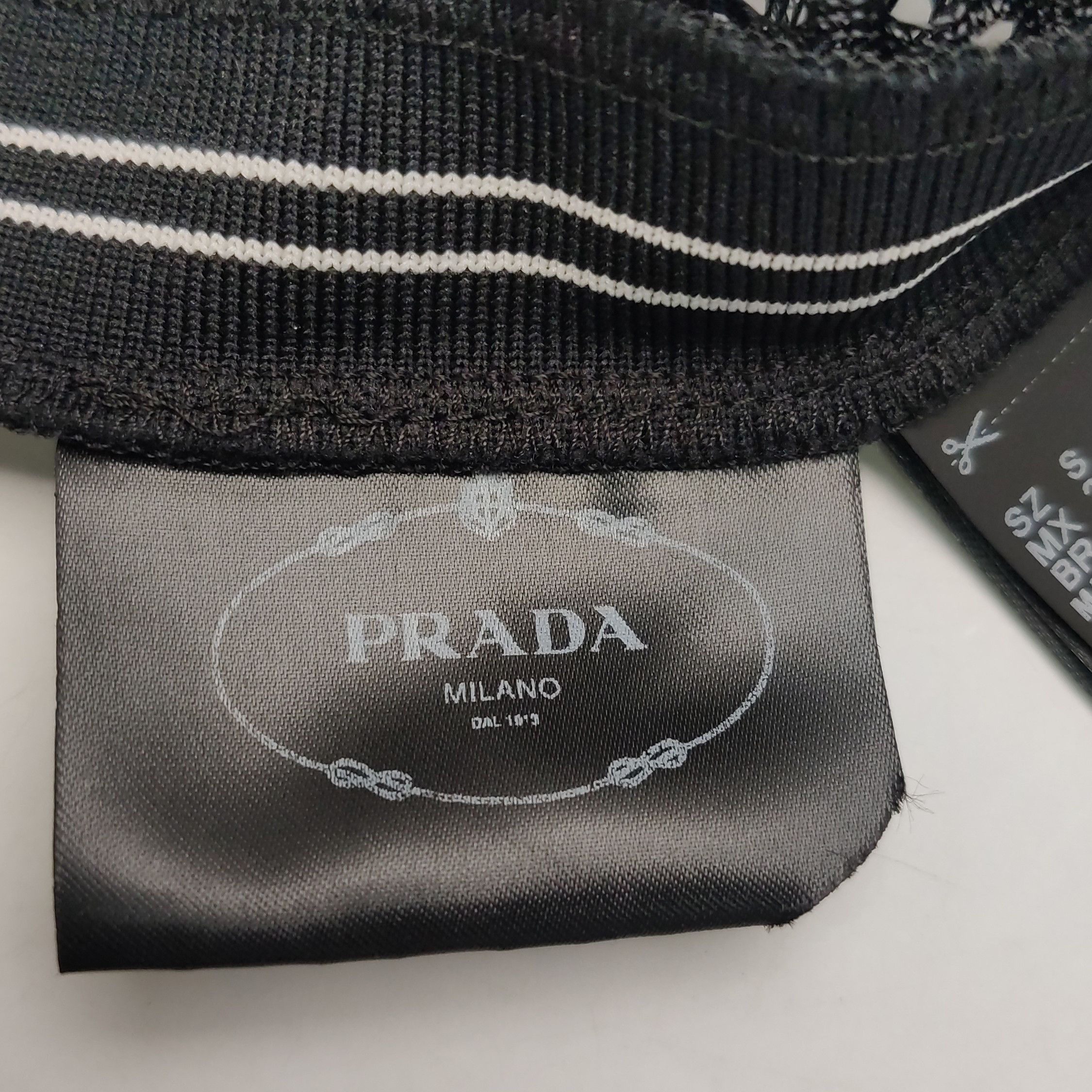 Prada Prada Mesh Logo Polo Size S Size S / US 4 / IT 40 - 11 Thumbnail