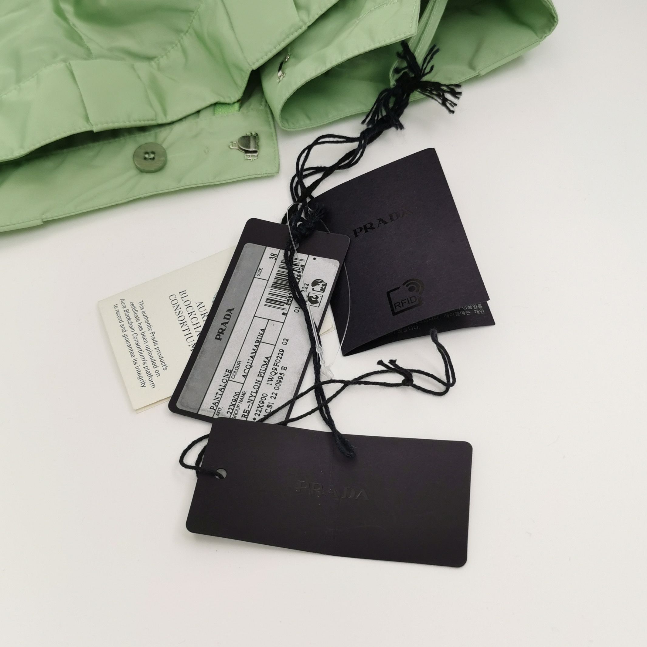 Prada Prada Nylon Cargo Pants Size 38 Size 26" / US 2 / IT 38 - 5 Thumbnail