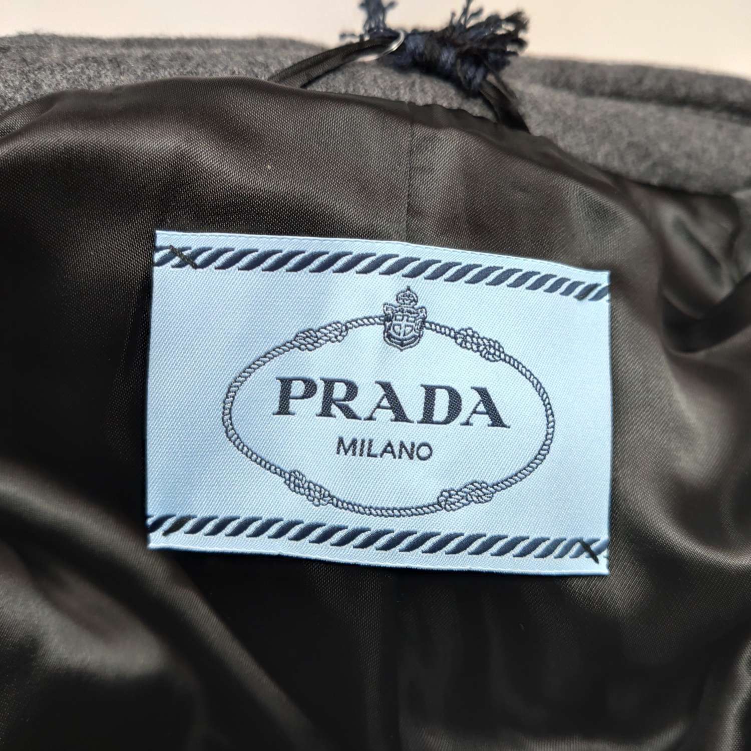 Prada Prada Belted Wool Cashmere Blend Coat Size 42 Size M / US 6-8 / IT 42-44 - 5 Thumbnail