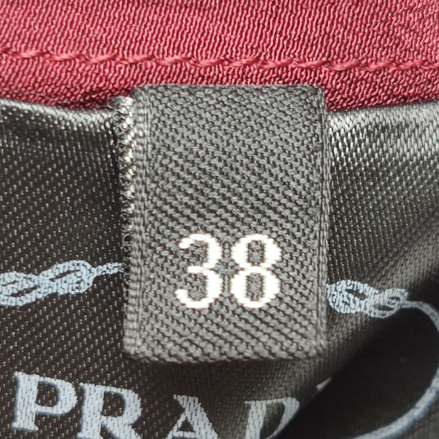 Prada Prada Silk Pussy-Bow Blouse Size 38 Size XS / US 0-2 / IT 36-38 - 5 Thumbnail