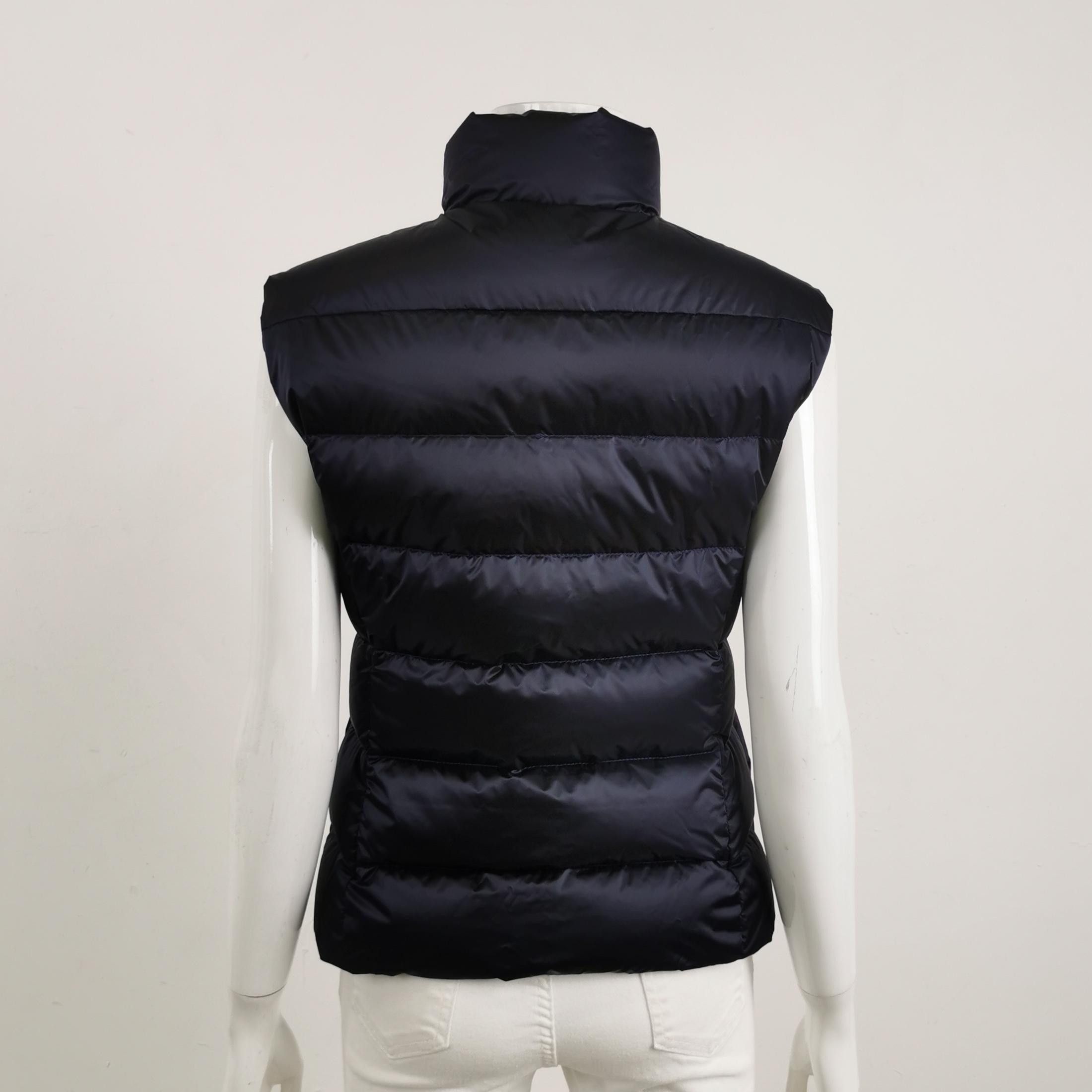 Prada Prada Logo Patch Padded Vest Size IT 40 Size S / US 4 / IT 40 - 2 Thumbnail