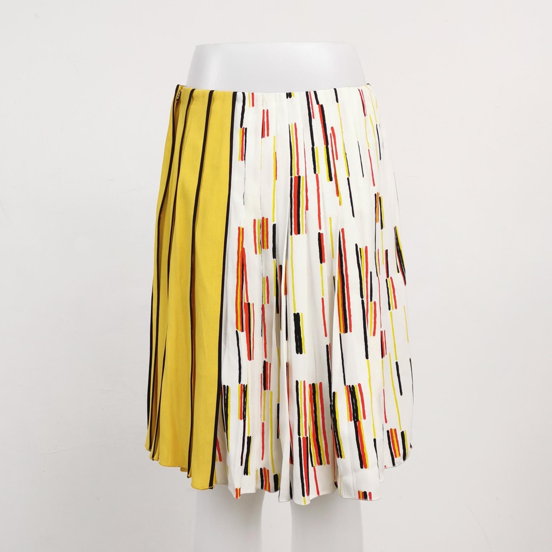 Prada Prada Striped Mini Skirt Size 38 Size 26" / US 2 / IT 38 - 2 Thumbnail