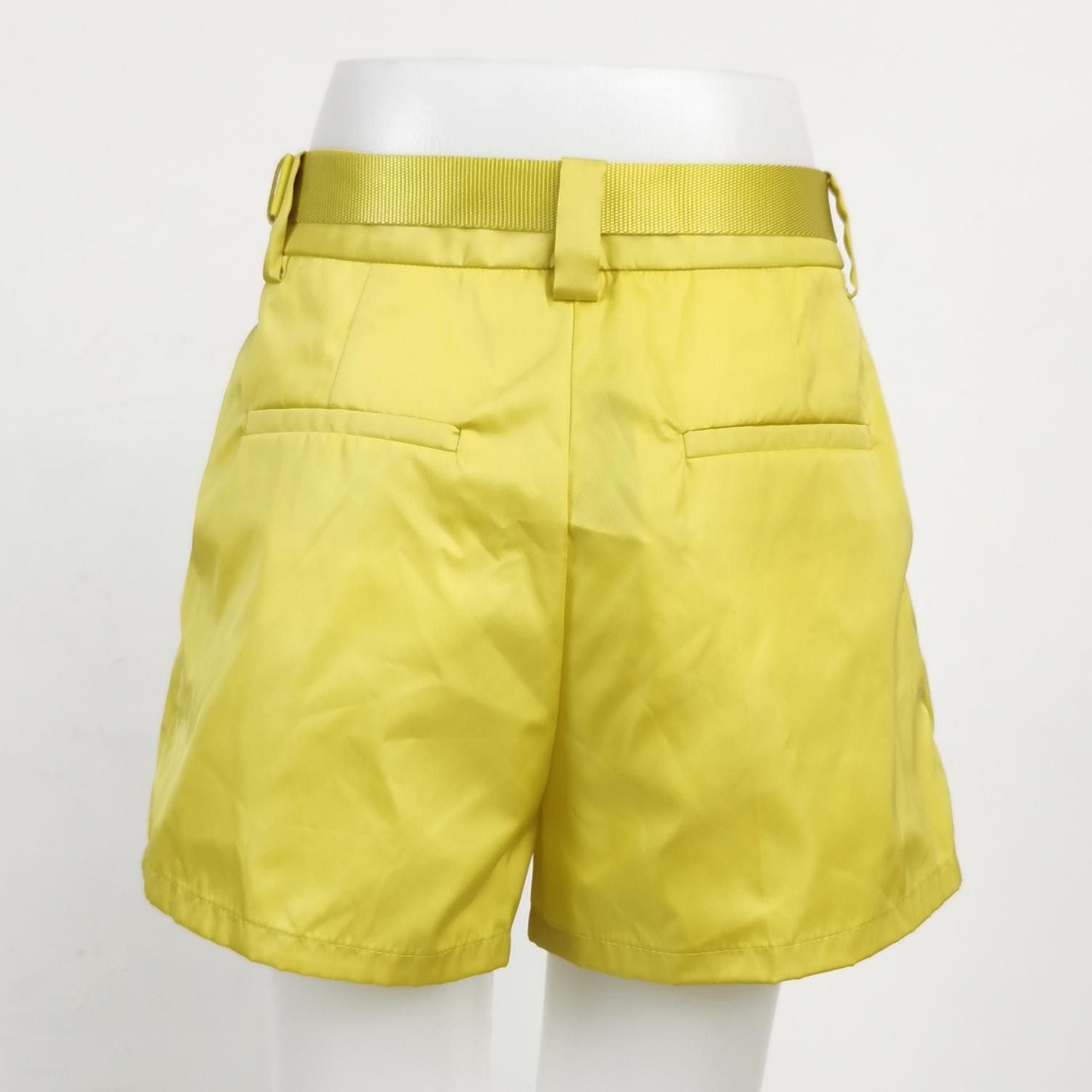 Prada Prada Belted Re-Nylon Shorts Size 40S Size 27" / US 4 / IT 40 - 2 Thumbnail