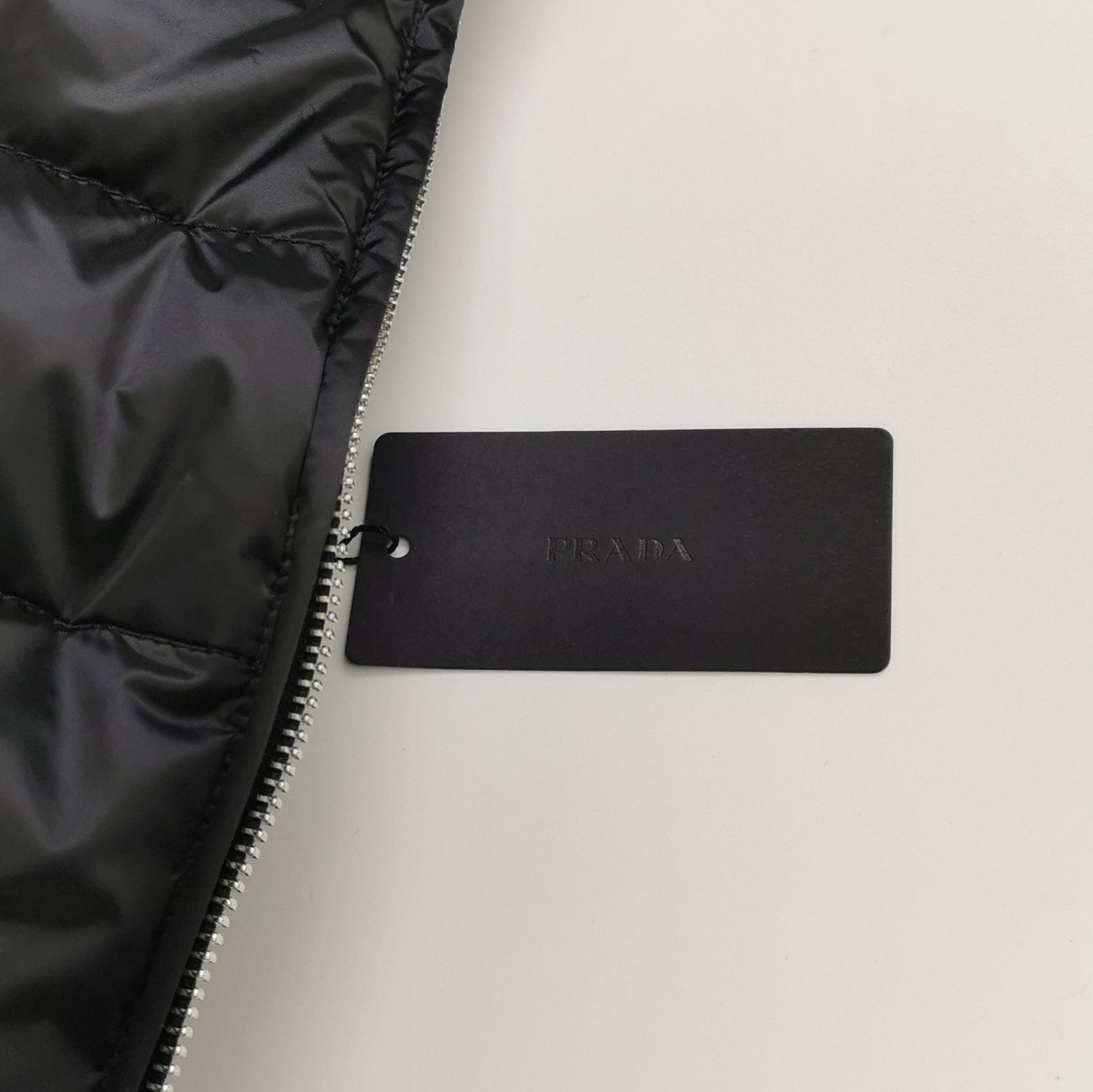 Prada Prada Quilted Hooded Down Jacket Size 38 Size XS / US 0-2 / IT 36-38 - 3 Thumbnail