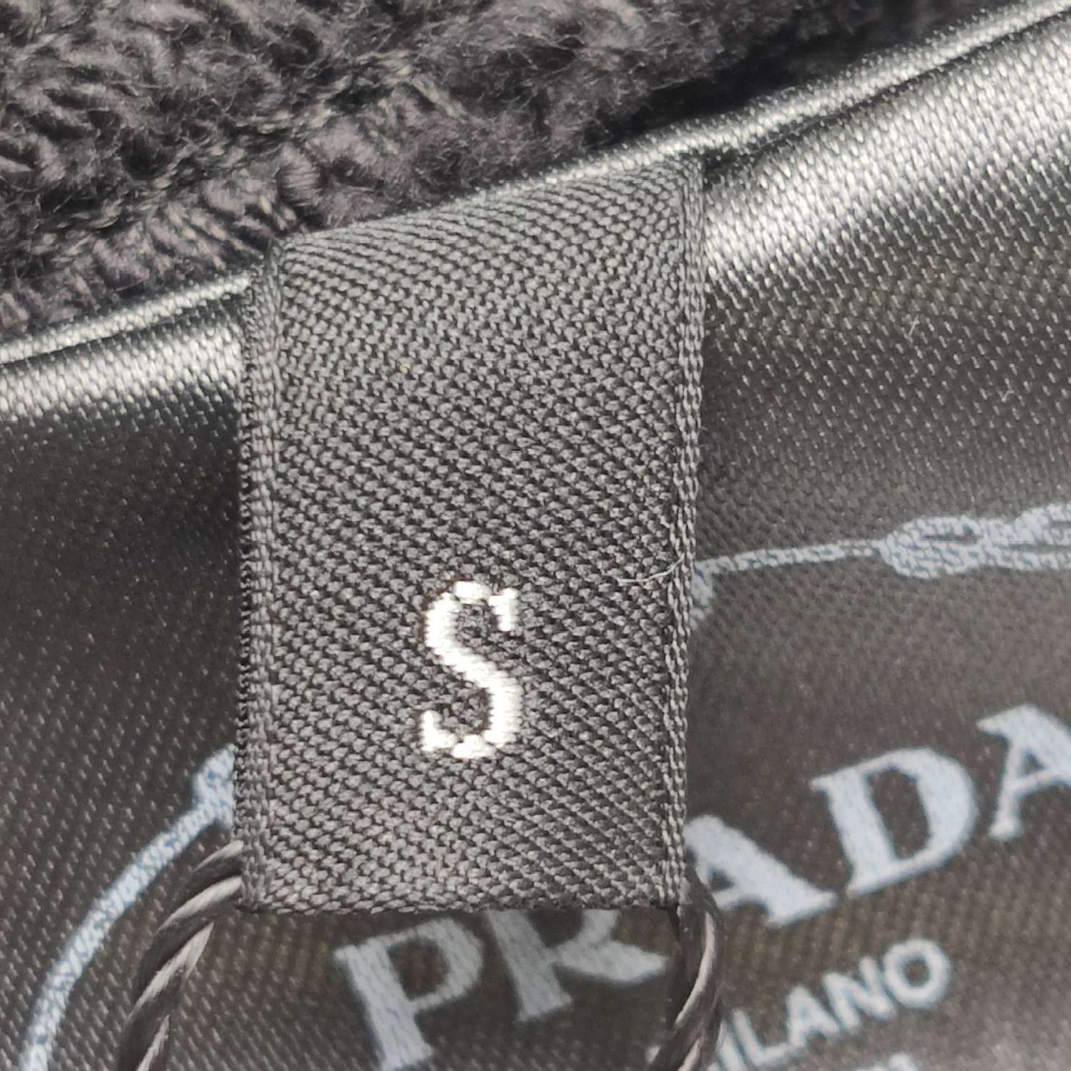 Prada Prada Logo Sweatshirt Size S Size S / US 4 / IT 40 - 7 Thumbnail
