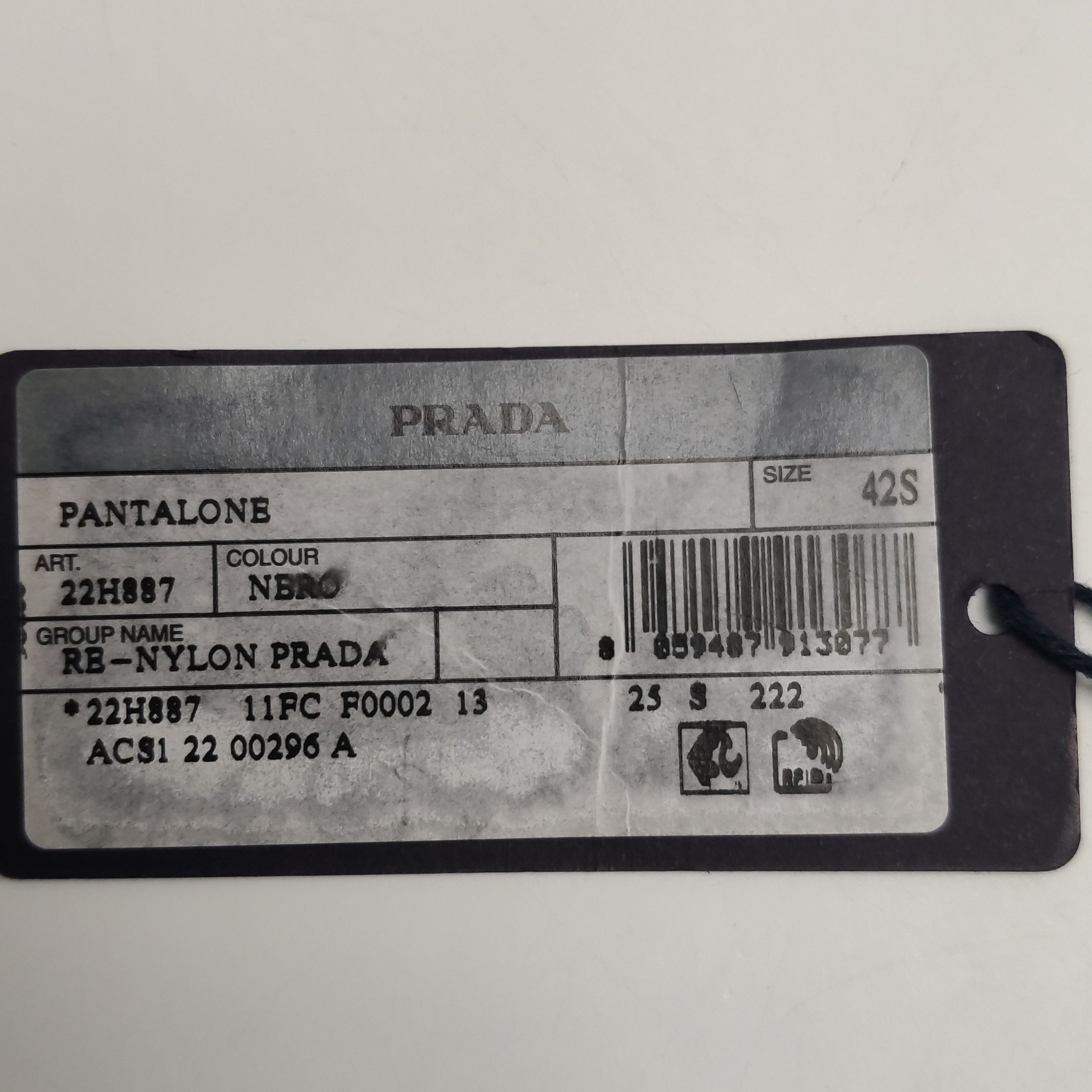 Prada Prada Re-Nylon Logo Pants Size XS Size US 32 / EU 48 - 11 Thumbnail
