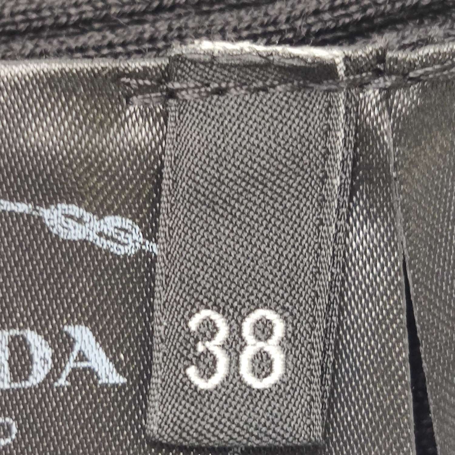 Prada Prada Ribbed Virgin Wool Sweater Size 38 Size XS / US 0-2 / IT 36-38 - 5 Thumbnail