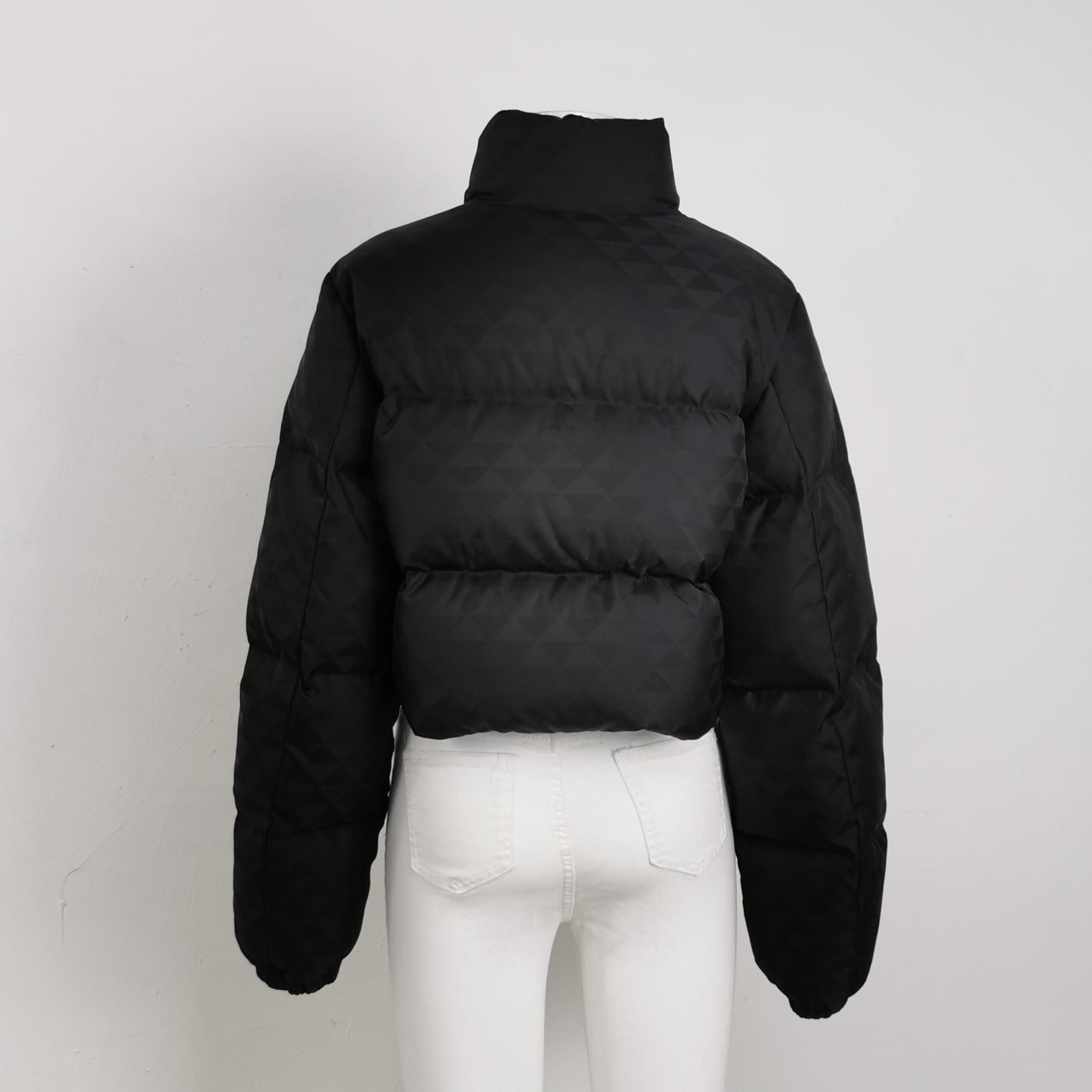 Prada Prada Re-Nylon Down Jacket Size 42 Size M / US 6-8 / IT 42-44 - 2 Thumbnail