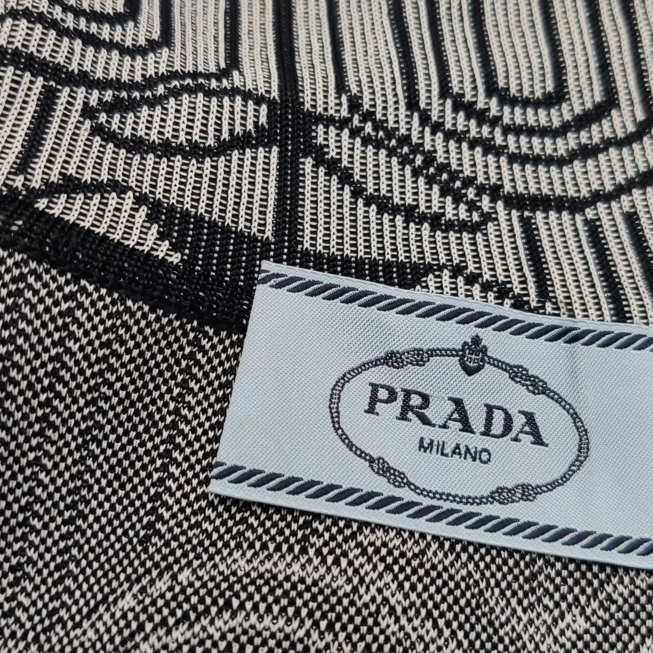 Prada Prada Patterned Turtleneck Sweater IT 38 Size XS / US 0-2 / IT 36-38 - 11 Thumbnail