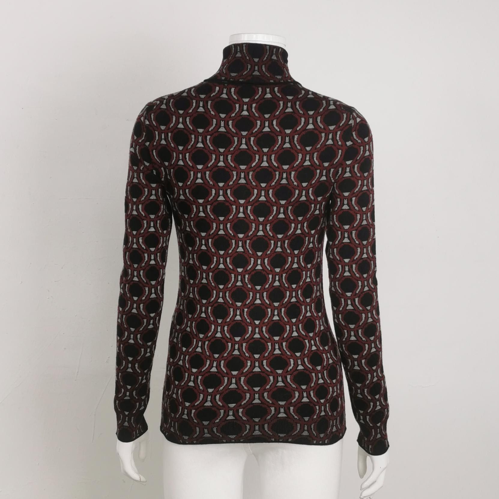 Prada Prada Geometric Pattern Turtleneck Size IT 36 Size XS / US 0-2 / IT 36-38 - 2 Thumbnail