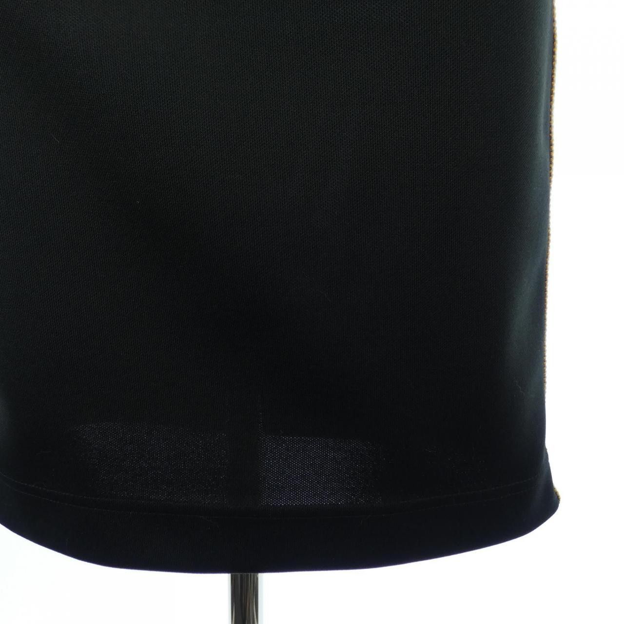 Fendi Fendi Fendi Skirt Others Skirts FQ7017 A5VB DUTY FREE for USA Size ONE SIZE - 7 Thumbnail