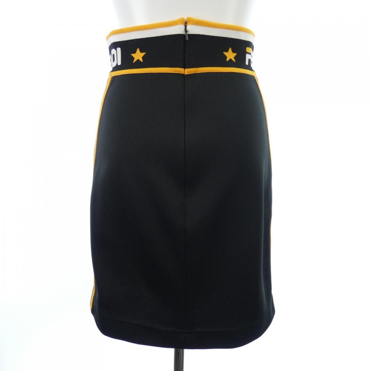 Fendi Fendi Fendi Skirt Others Skirts FQ7017 A5VB DUTY FREE for USA Size ONE SIZE - 2 Thumbnail