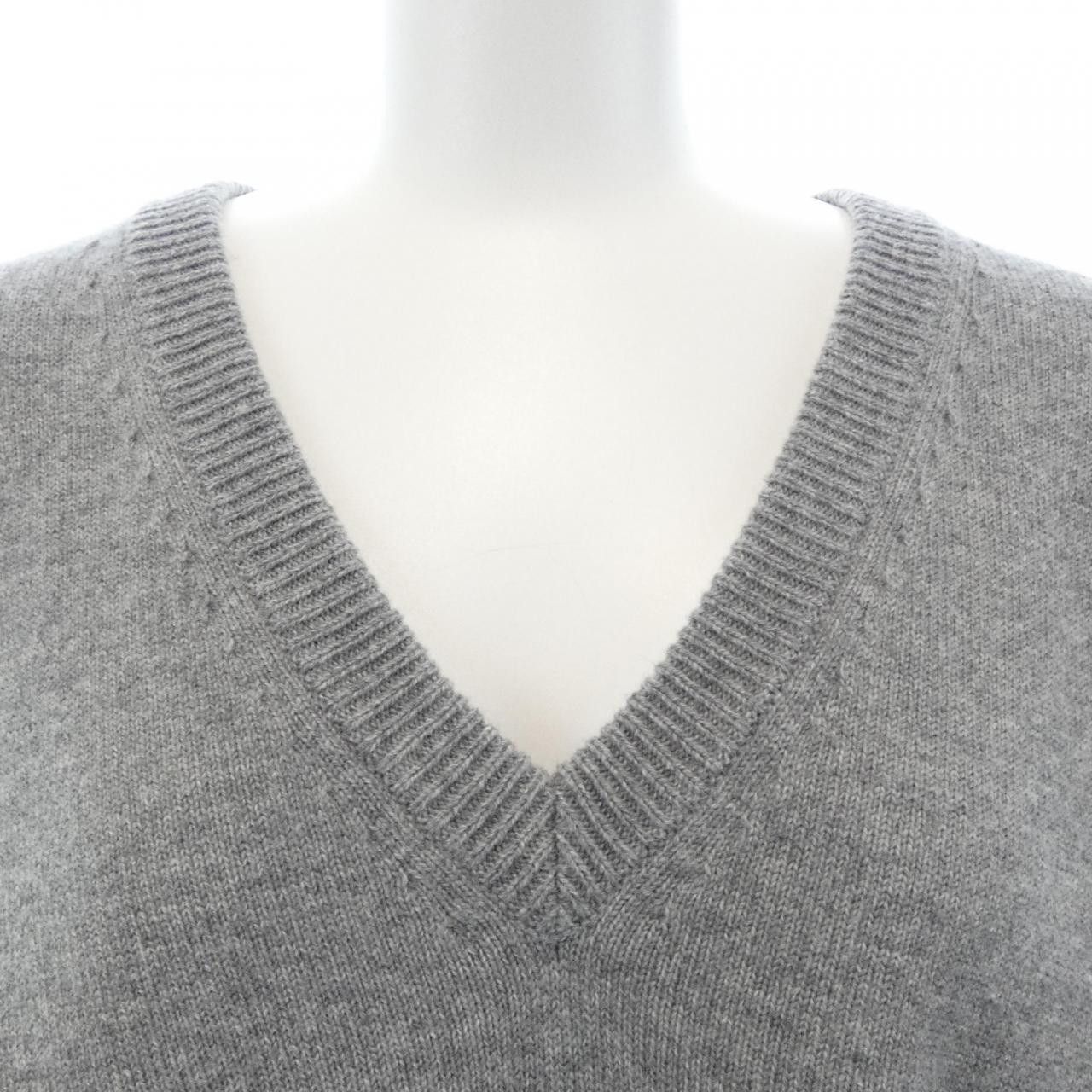 Celine Celine Celine Cashmere Knit Textile Tops 2A11K207O DUTY FREE for USA Size ONE SIZE - 5 Thumbnail