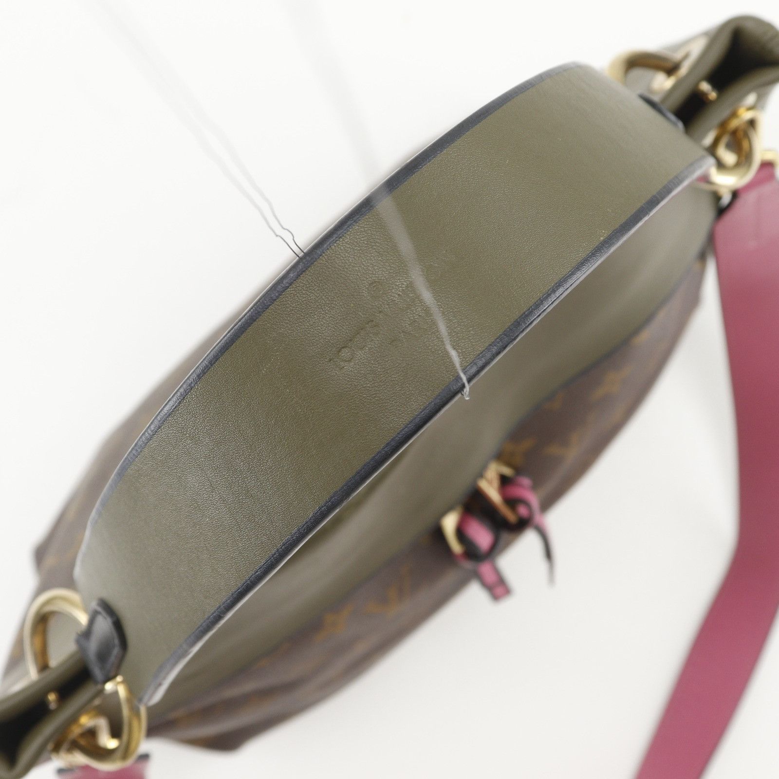 Louis Vuitton Louis Vuitton Louis Vuitton Tuileries Besace Monogram shoulder bag Textile Shoulder Bag M43159 DUTY FREE for USA Size ONE SIZE - 6 Thumbnail