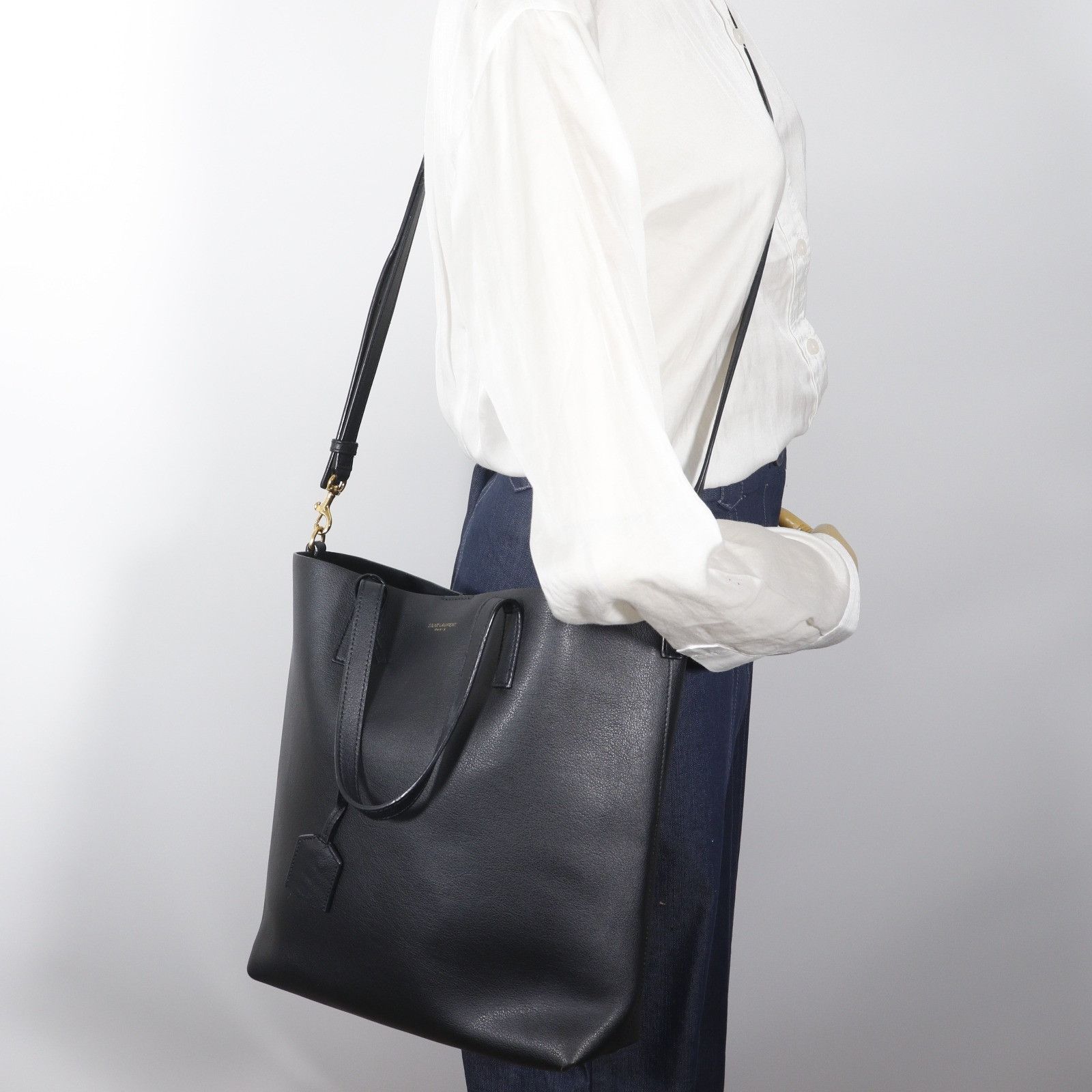Yves Saint Laurent Yves Saint Laurent Saint Laurent Toy Shopping Tote Calf Handbag Leather Tote Bag 600307 DUTY FREE for USA Size ONE SIZE - 16 Thumbnail