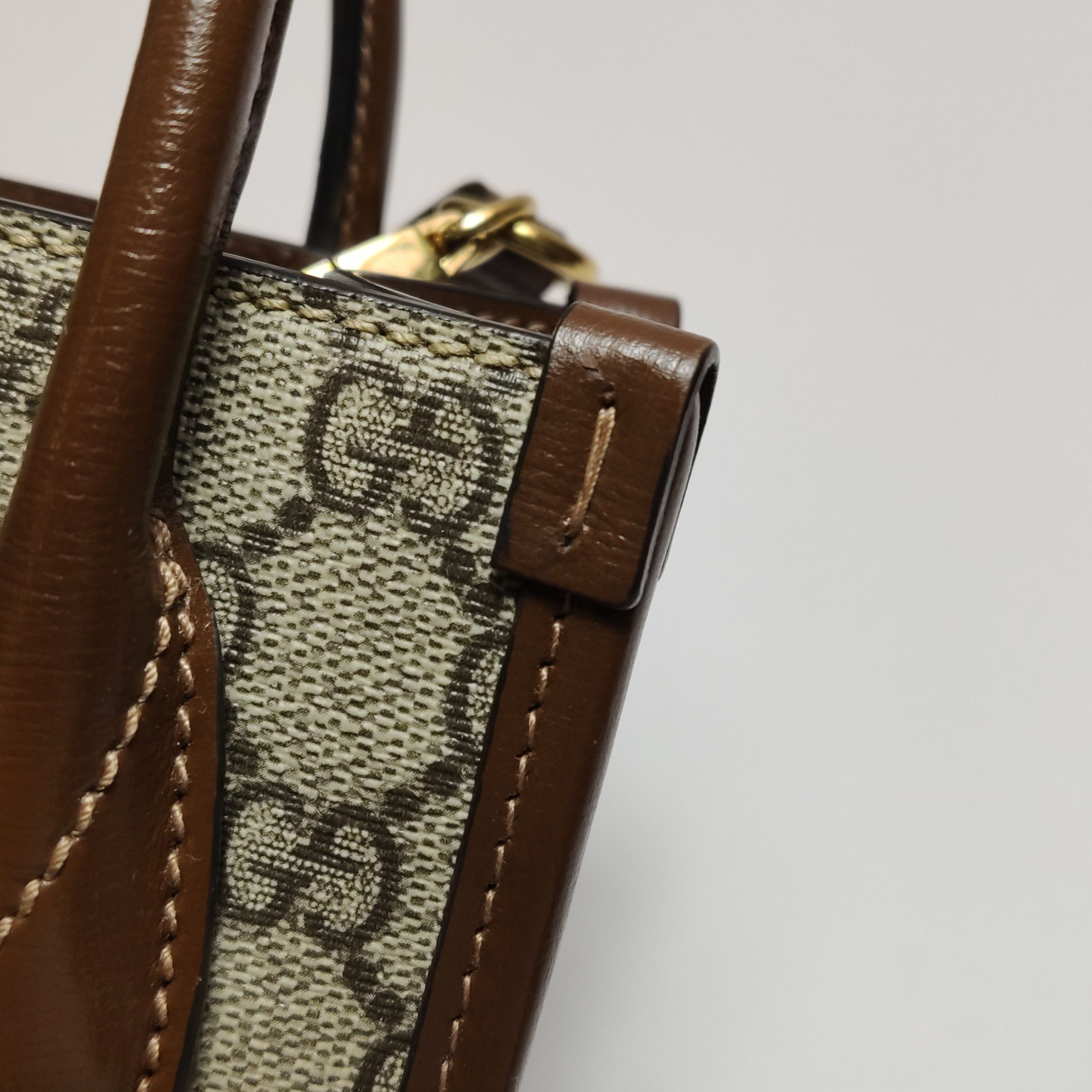Gucci Gucci Women os Shoulder Bags Size ONE SIZE - 19 Thumbnail
