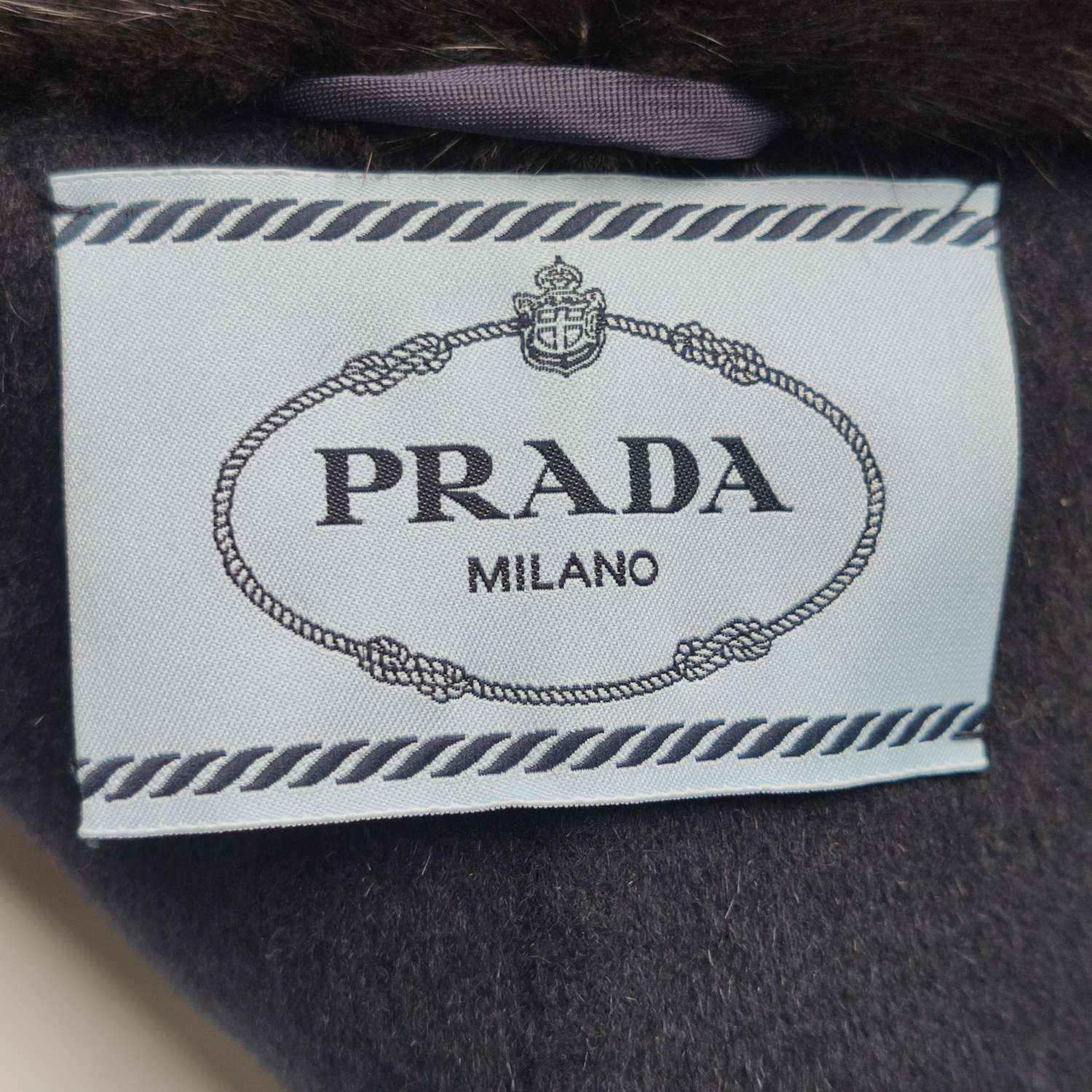 Prada Prada Mink Fur Collar Wool Blend Coat Size 40 Size S / US 4 / IT 40 - 5 Thumbnail