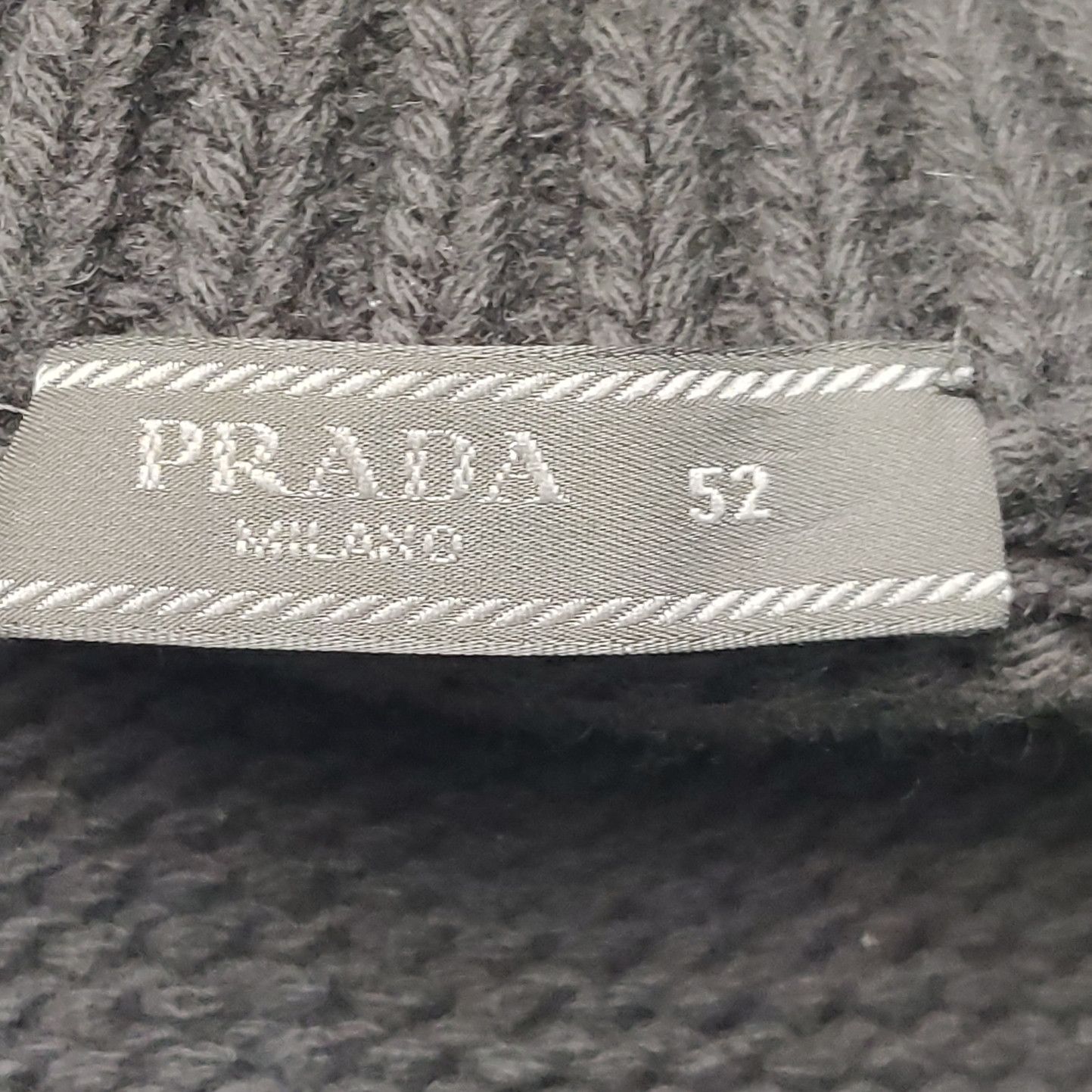 Prada Prada Logo Wool Cashmere Sweater Size 52 Size US L / EU 52-54 / 3 - 6 Thumbnail