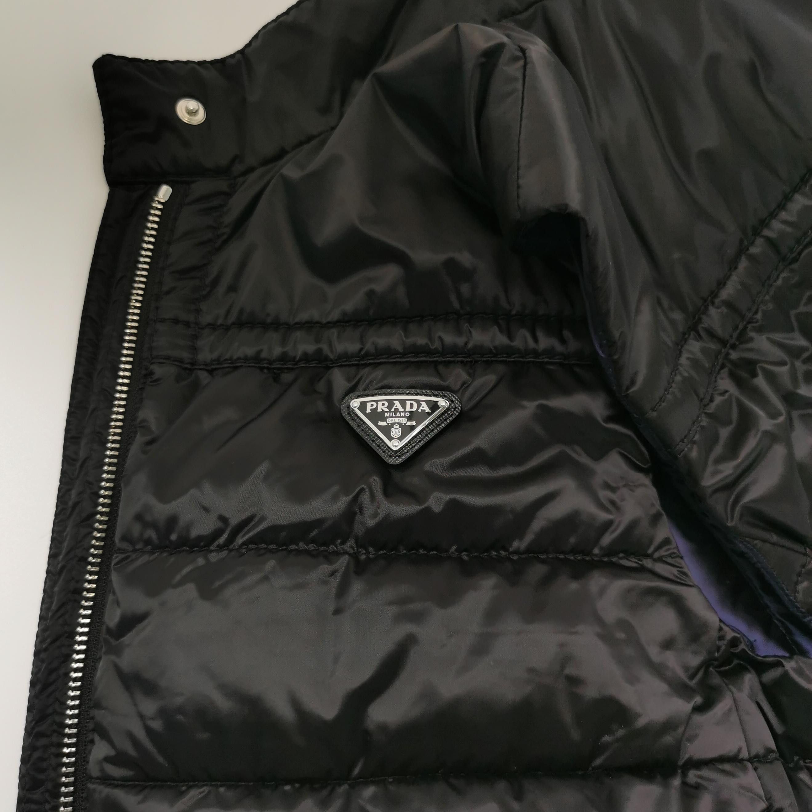 Prada Prada Triangle Logo Puffer Vest Size S / US 4 / IT 40 - 3 Thumbnail