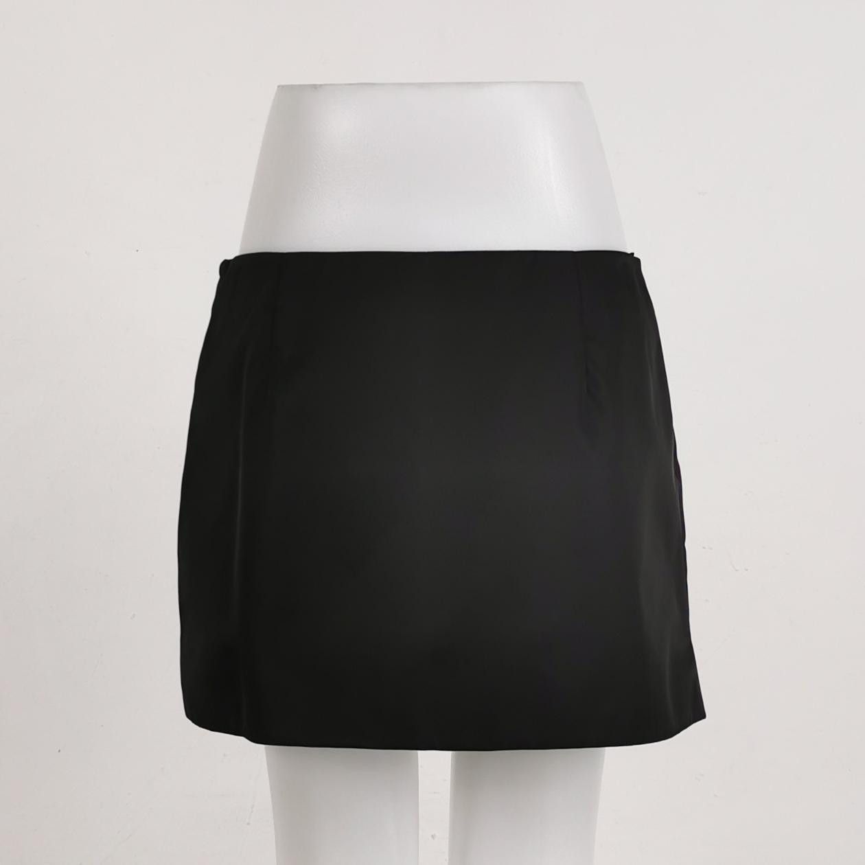 Prada Prada Triangle Logo Nylon Mini Skirt Size 40 Size 27" / US 4 / IT 40 - 2 Thumbnail