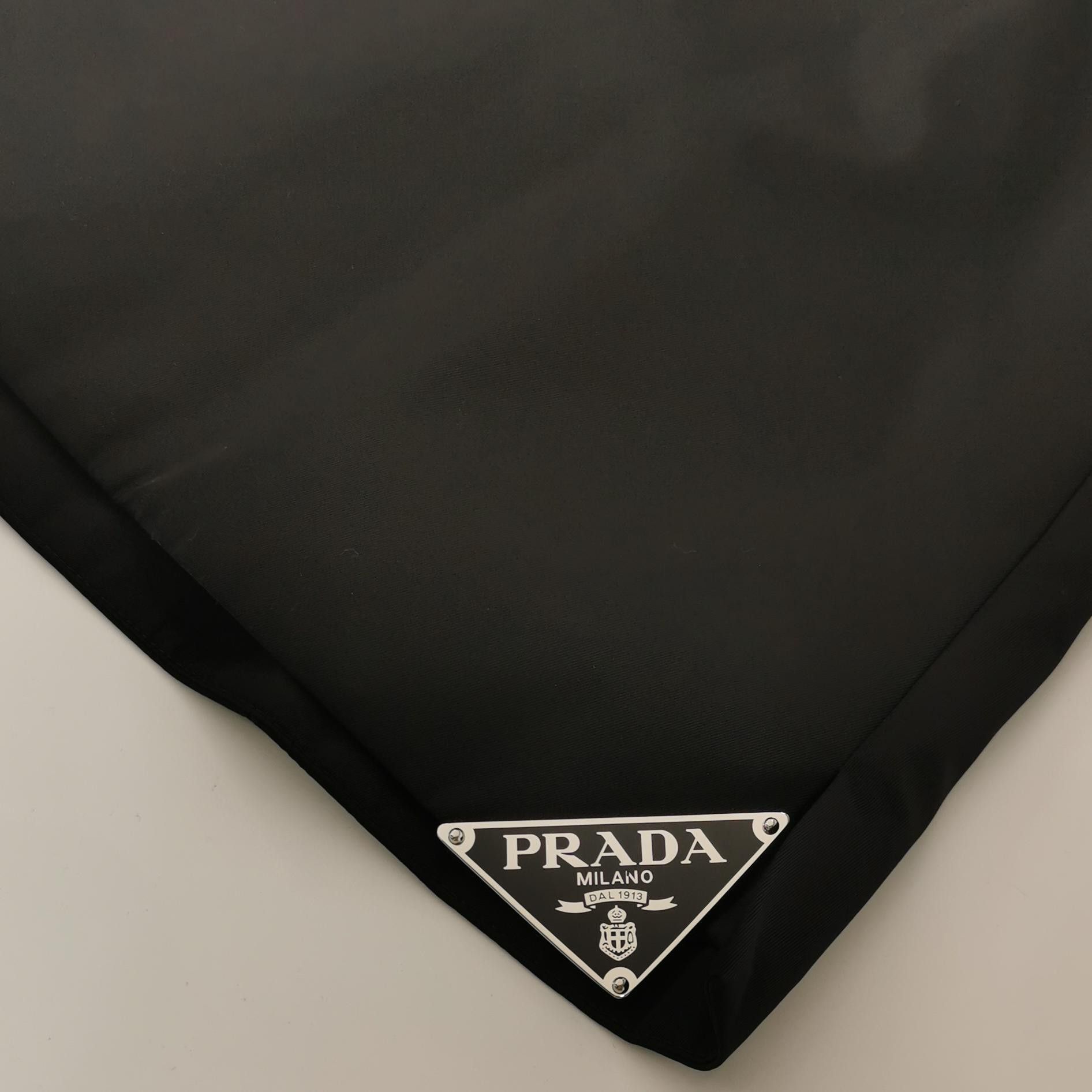 Prada Prada Triangle Logo Nylon Mini Skirt Size 40 Size 27" / US 4 / IT 40 - 3 Thumbnail