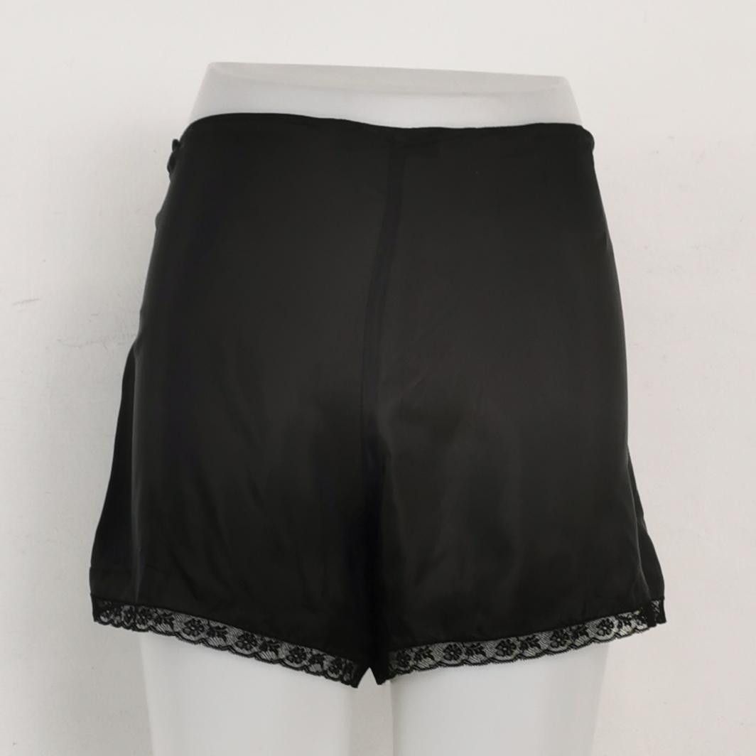 Prada Prada Floral Lace Mini Skirt Size 36 Size 25" / US 0 / IT 36 - 4 Thumbnail