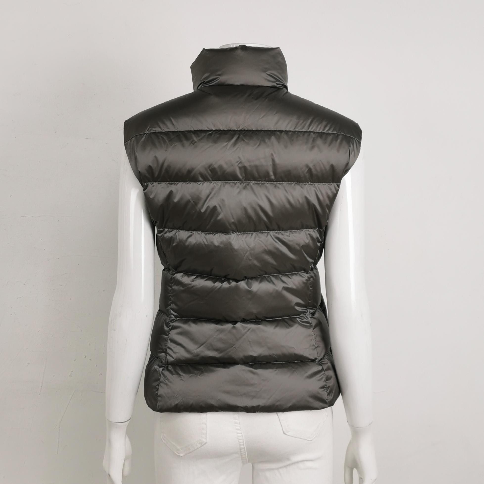 Prada Prada Puffer Vest IT 40 Size S / US 4 / IT 40 - 2 Thumbnail