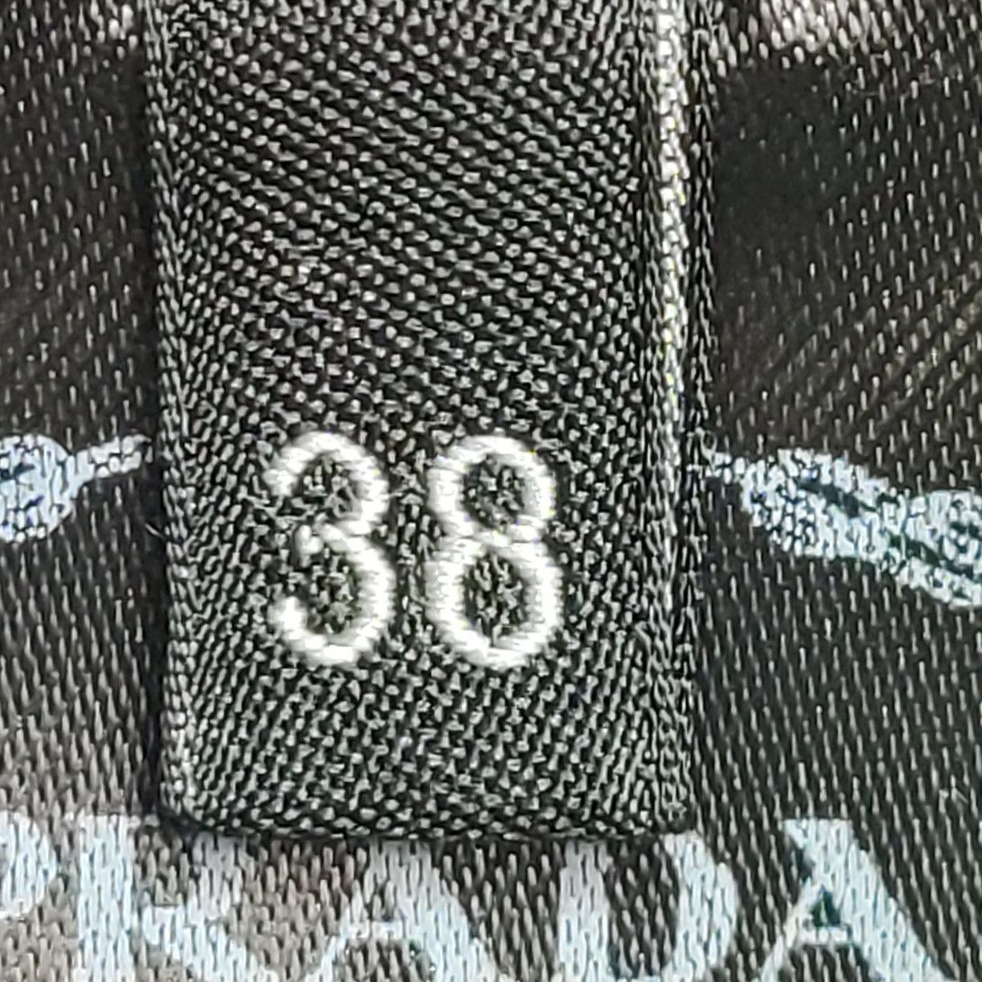 Prada Prada Cashmere Logo Crewneck Sweater Size 38 Size XS / US 0-2 / IT 36-38 - 6 Thumbnail